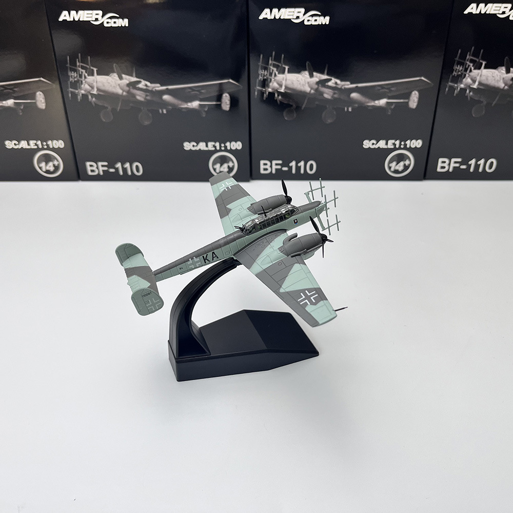 1:100 Scale German Wehrmacht Messerschmitt BF110 Military Fighter Aircraft Ready-to-Fly Model Aircraft Display Piece