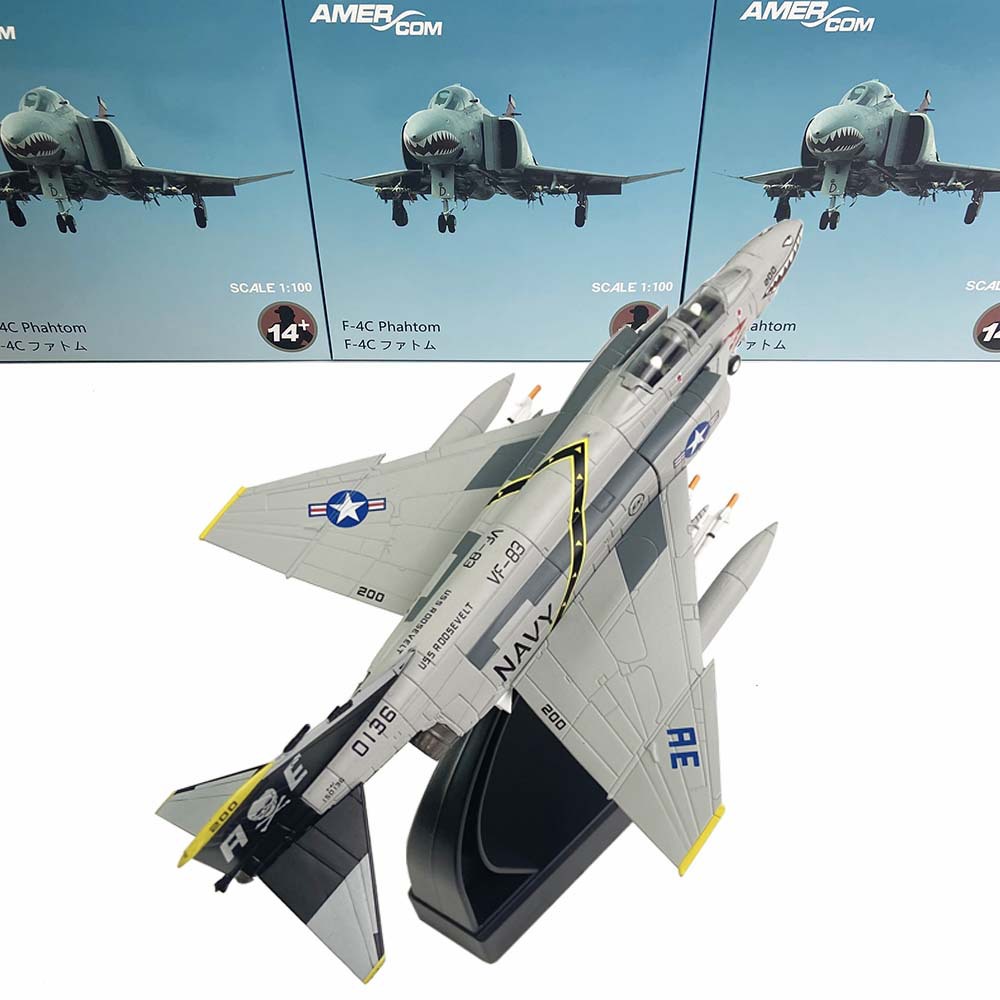 1/100 Scale F-4 Phantom II “Pirate Flag” Independent F4C Fighter Military Alloy Aircraft Model Replica Display Piece