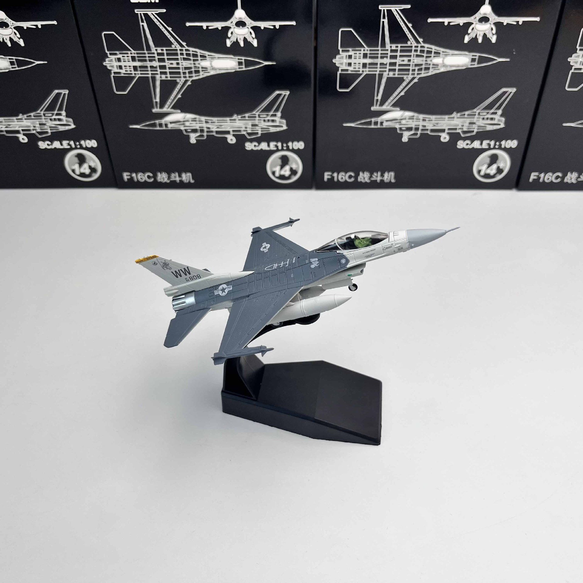 1/100 Scale US Air Force F-16C Fighting Falcon Pacific Squadron Static Display Model Aircraft