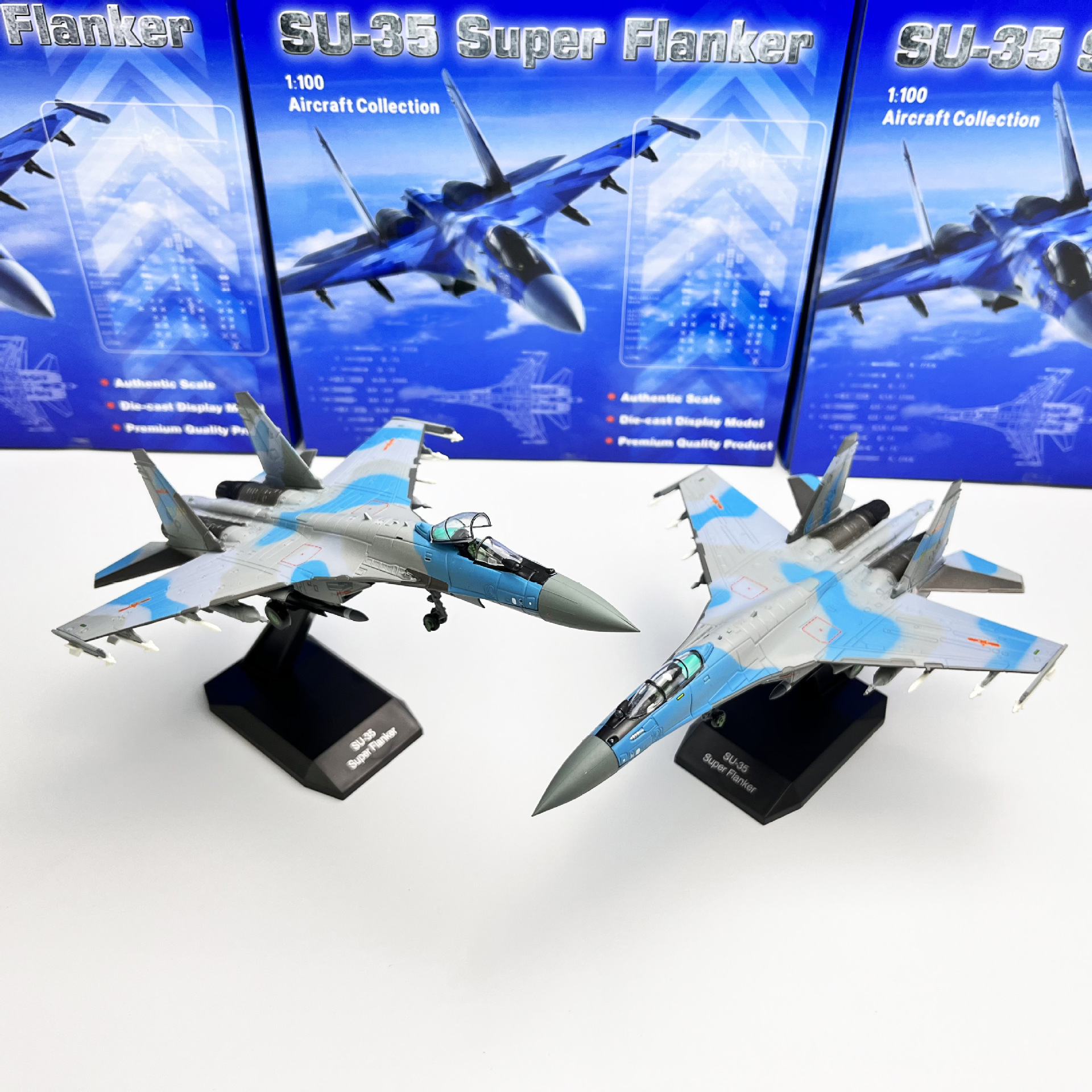Amer 1/100 Scale Chinese Air Force Su-35 Super Flanker Fighter Aircraft Military Production Aircraft Alloy Model Display Piece