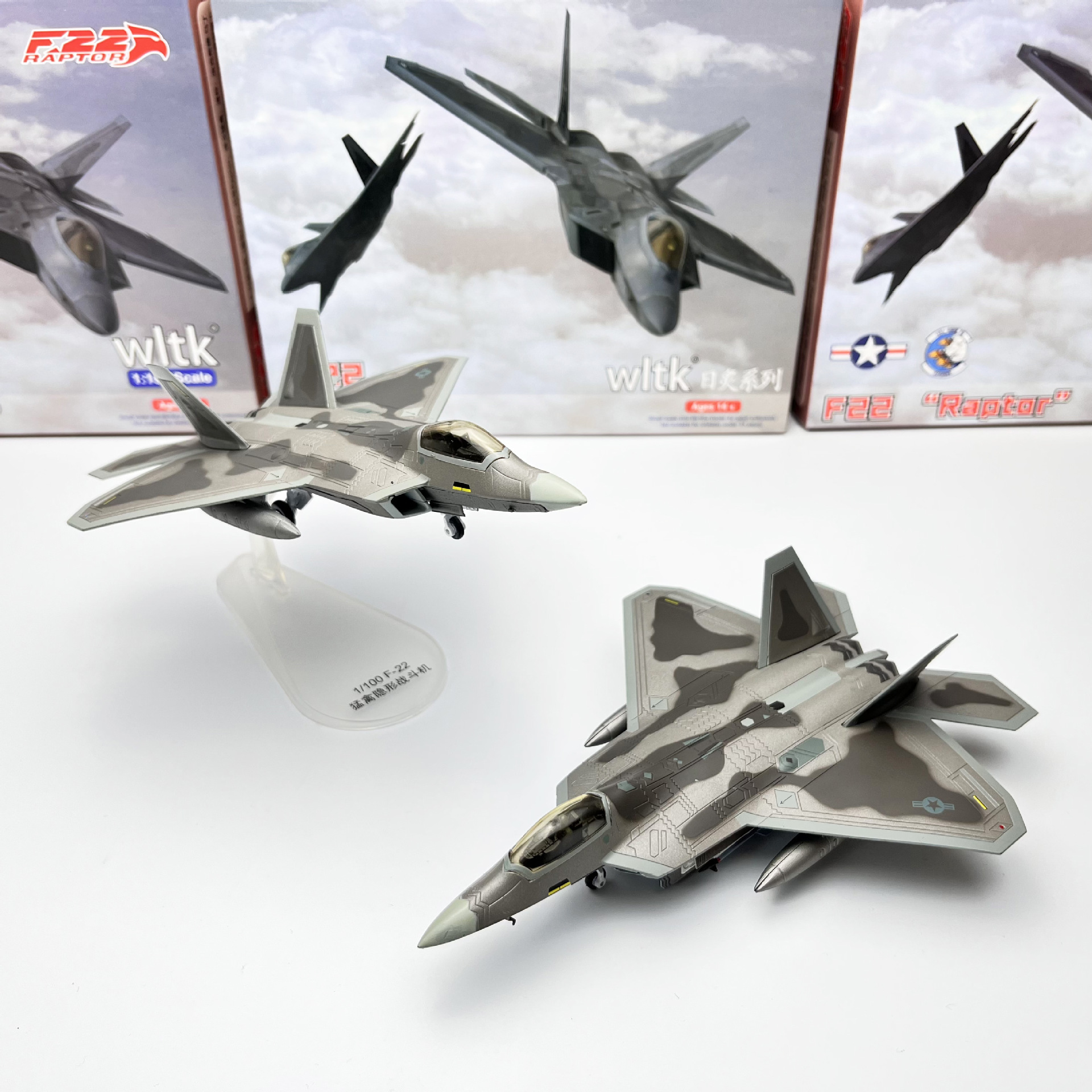WLTK 1:100 Scale F-22 Stealth Fighter Aircraft Model Alloy Simulation Finished Display Piece F-22 Stealth Fighter Aircraft Model