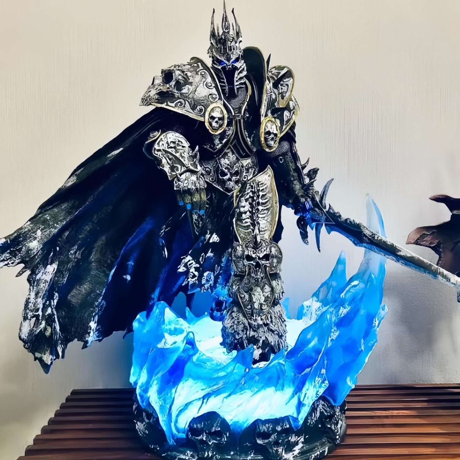 [Ready Stock & Fast Shipping] Arthas - The Lich King World of Warcraft Series GK Figurine, Toy, Model, Ornament