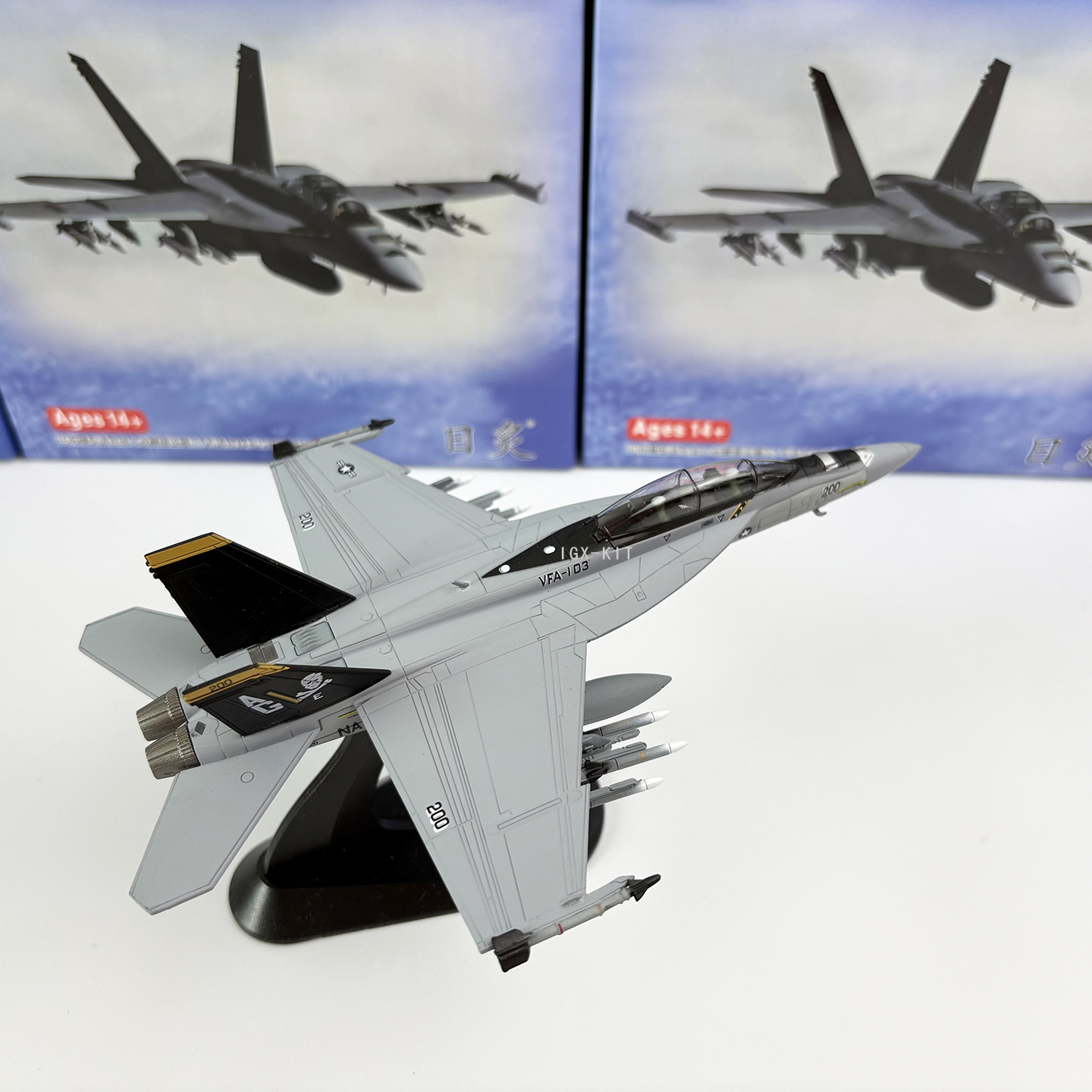 WLTK 1/100 Scale US F/A-18 Hornet Squadron F18 Carrier-Based Aircraft Alloy Static Finished Model Display Piece