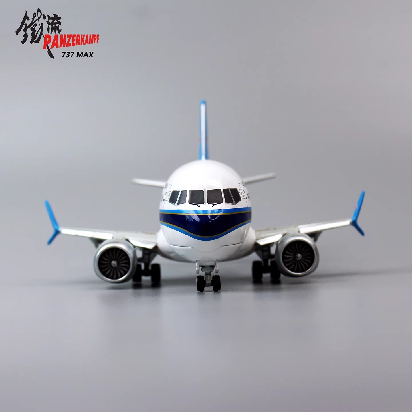 guangzhou airline, skyteam alliance, toon plane, chibi aircraft, aviation souvenir, mini plane, boeing 737-8 model, kapok flower