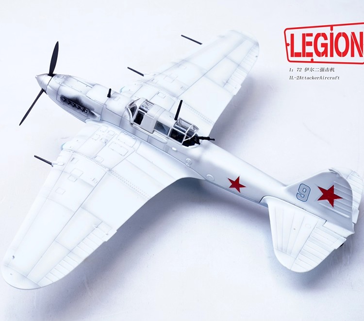 Panzerkampf Ilyushin Il-2 Sturmovik (1942) - Soviet WWII Attack Aircraft Winter Camo 1:72 Diecast Model