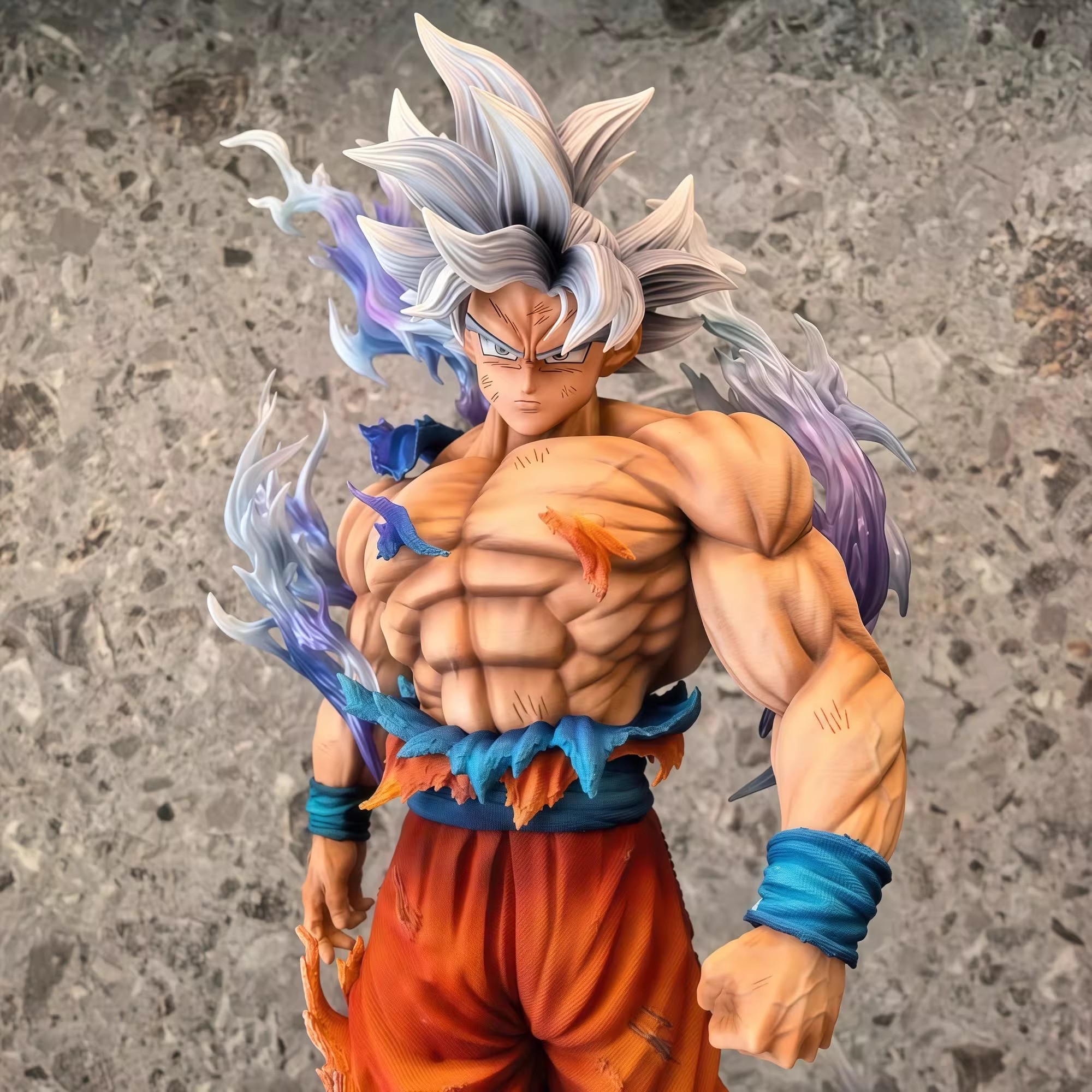YunQi Studio Ultra Instinct Goku (Mastered) 43cm GK Resin Statue - High-End Limited Edition Masterpiece - Dragon Ball Super Collector’s Piece