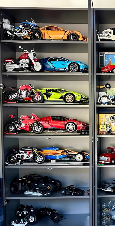 Transparent Lego 42115 Racing Cars Wall Mounted Photo Frame Dustproof Display Case (Model Not Included)