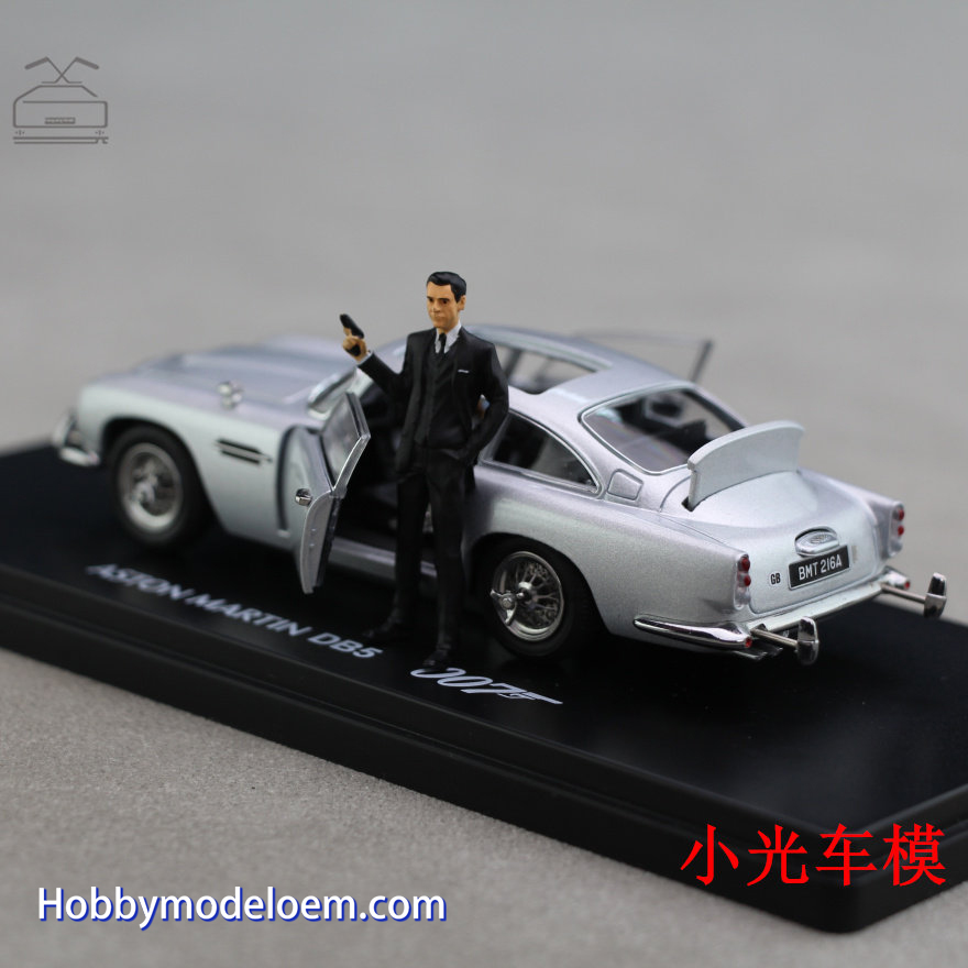 Xiaoguang 1:43 Aston Martin DB5 007 Functional Edition Alloy Fully Open Car Model Comes with Doll