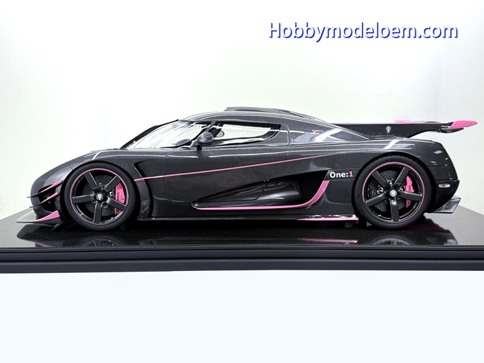 Frontiart 1:8 Koenigsegg One:1 Carbon Pink Resin Model Car
