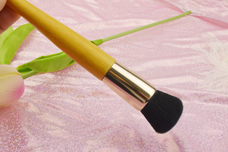 Customize Nylon Hair Foundation Brush Cosmetic Brush