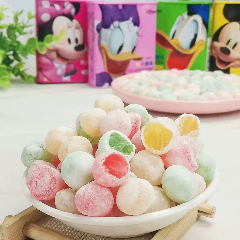 Juice candy fudge 105g iron box mixed flavor cartoon fruit candy Internet celebrity snacks (single shot will not be shipped)