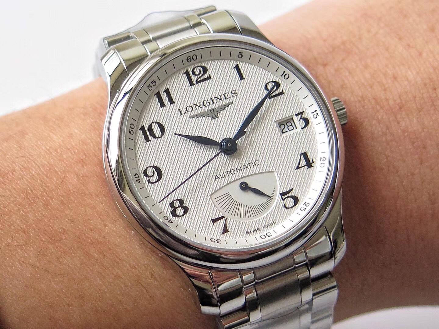 Classic Silver Men's Watch Stainless Steel Strap