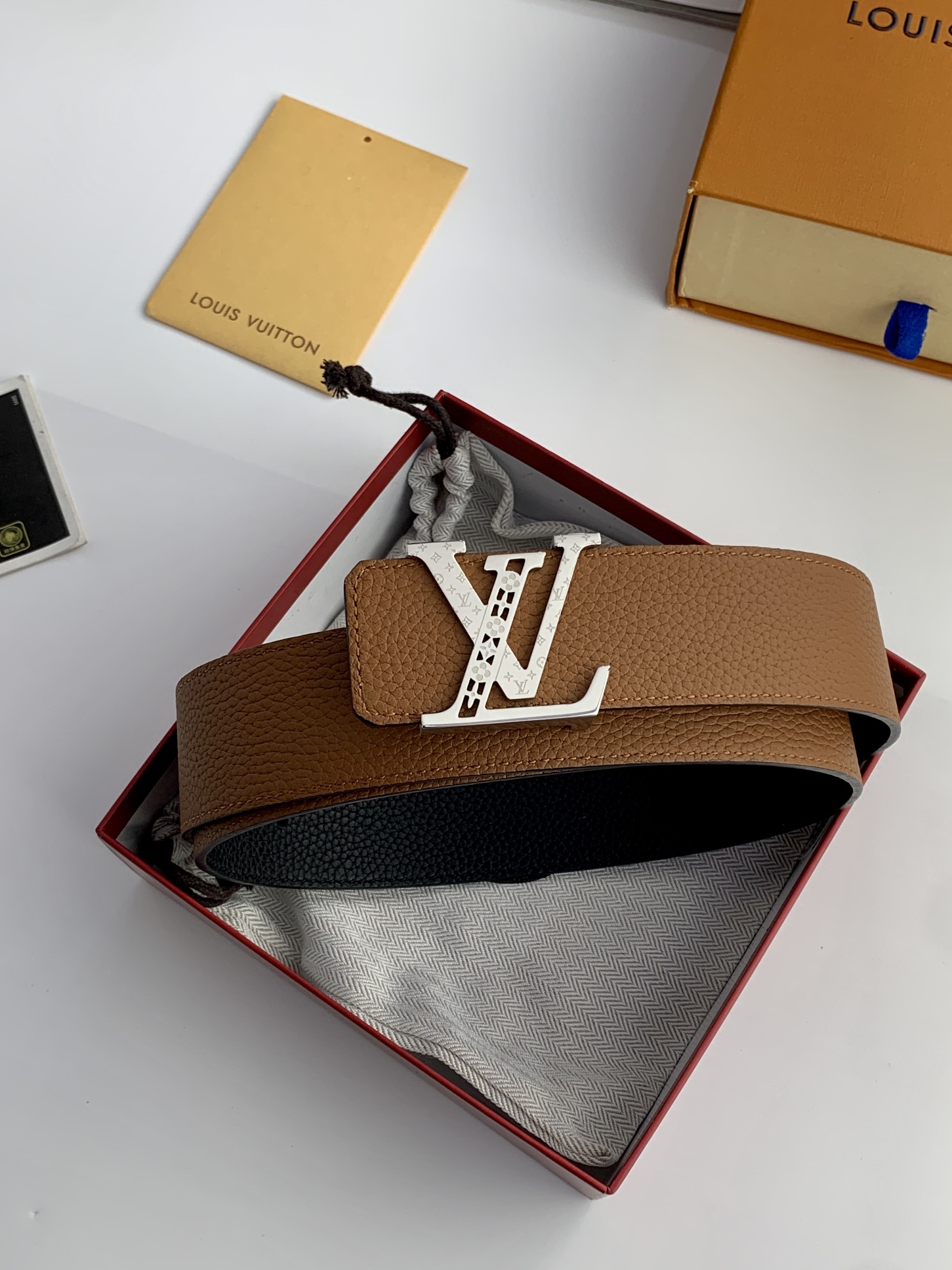 Double-sided Li pattern calfskin new belt