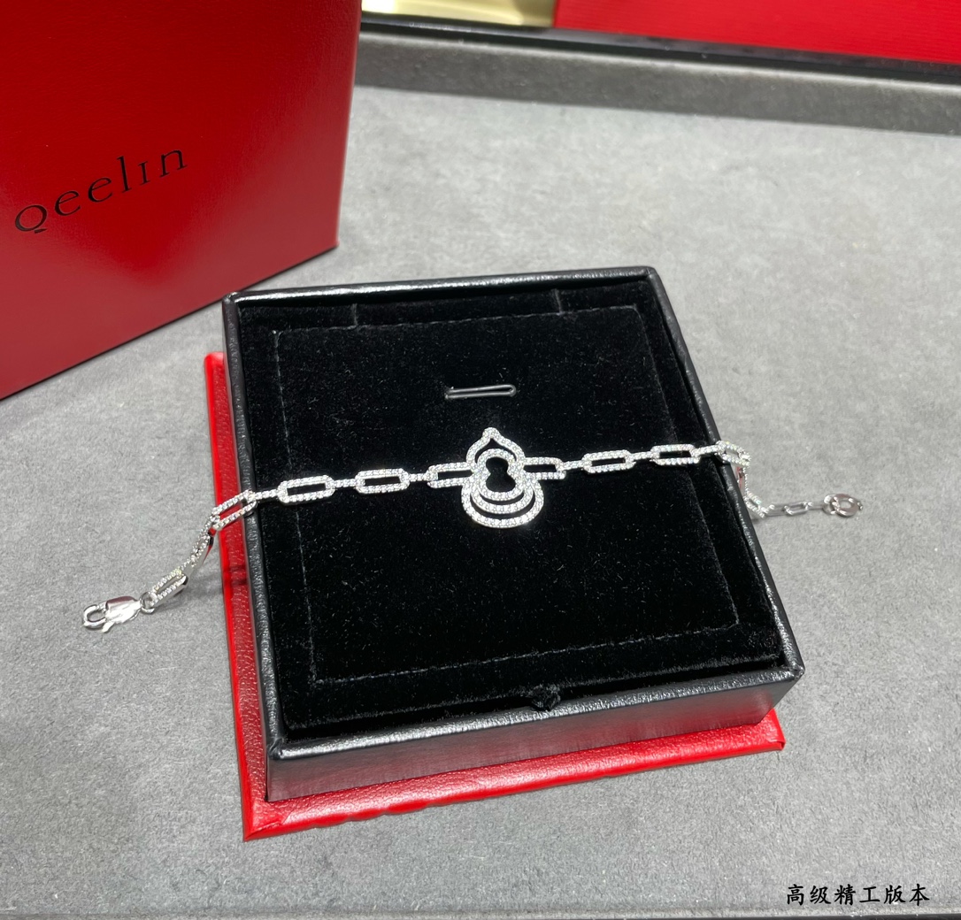 Gourd diamond bracelet