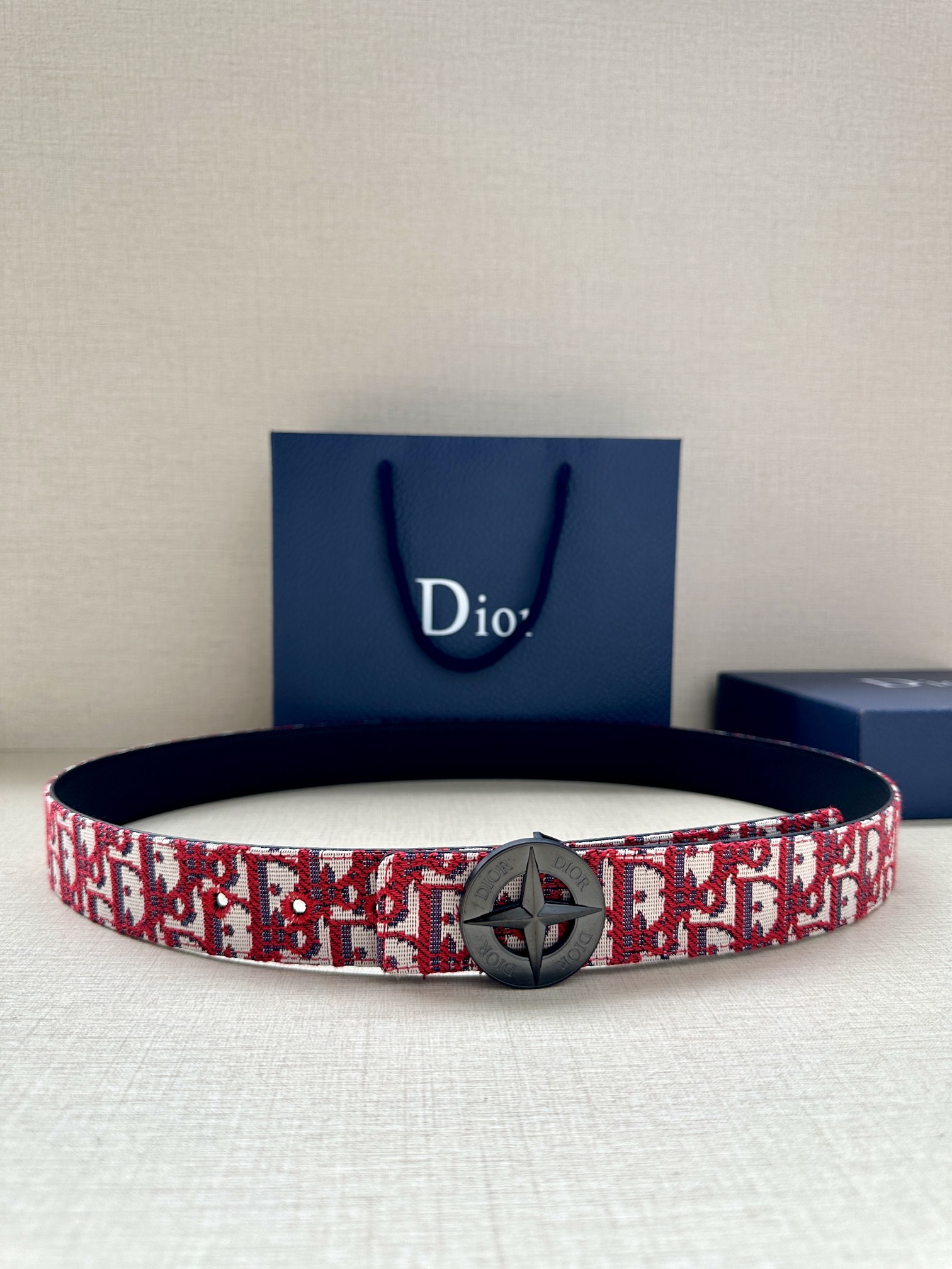 Red 35mm Fashion Belt
