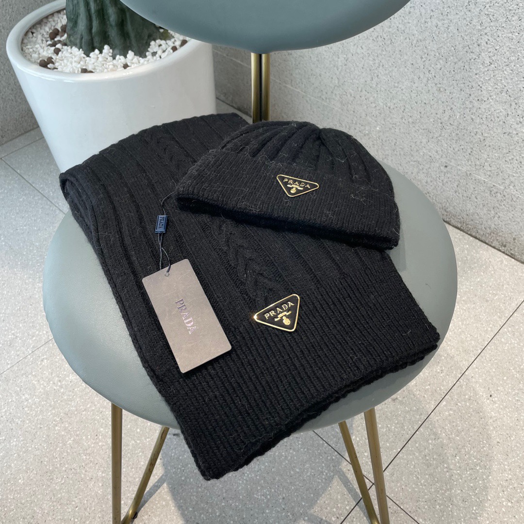 Solid color hat scarf set