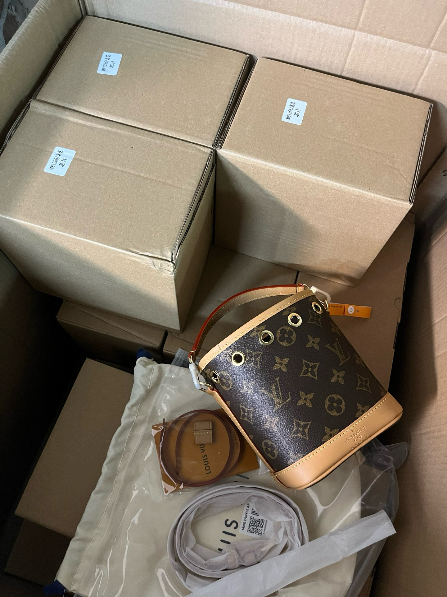 Premium texture retro women's bag bucket bag