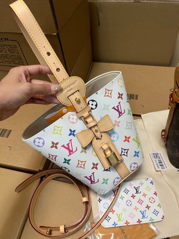 白三彩迷你手提水桶包