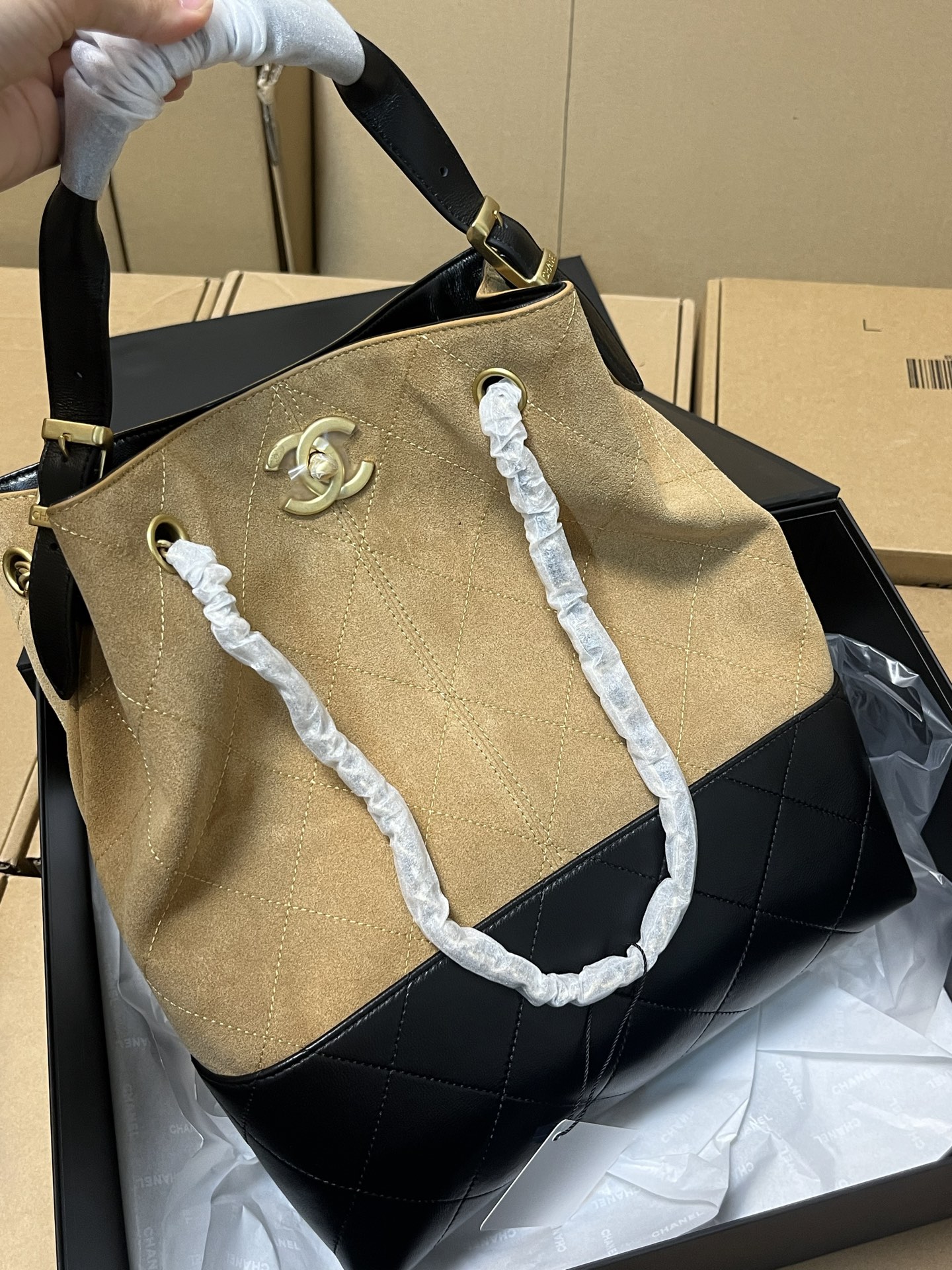 Suede color matching fashion shoulder bag
