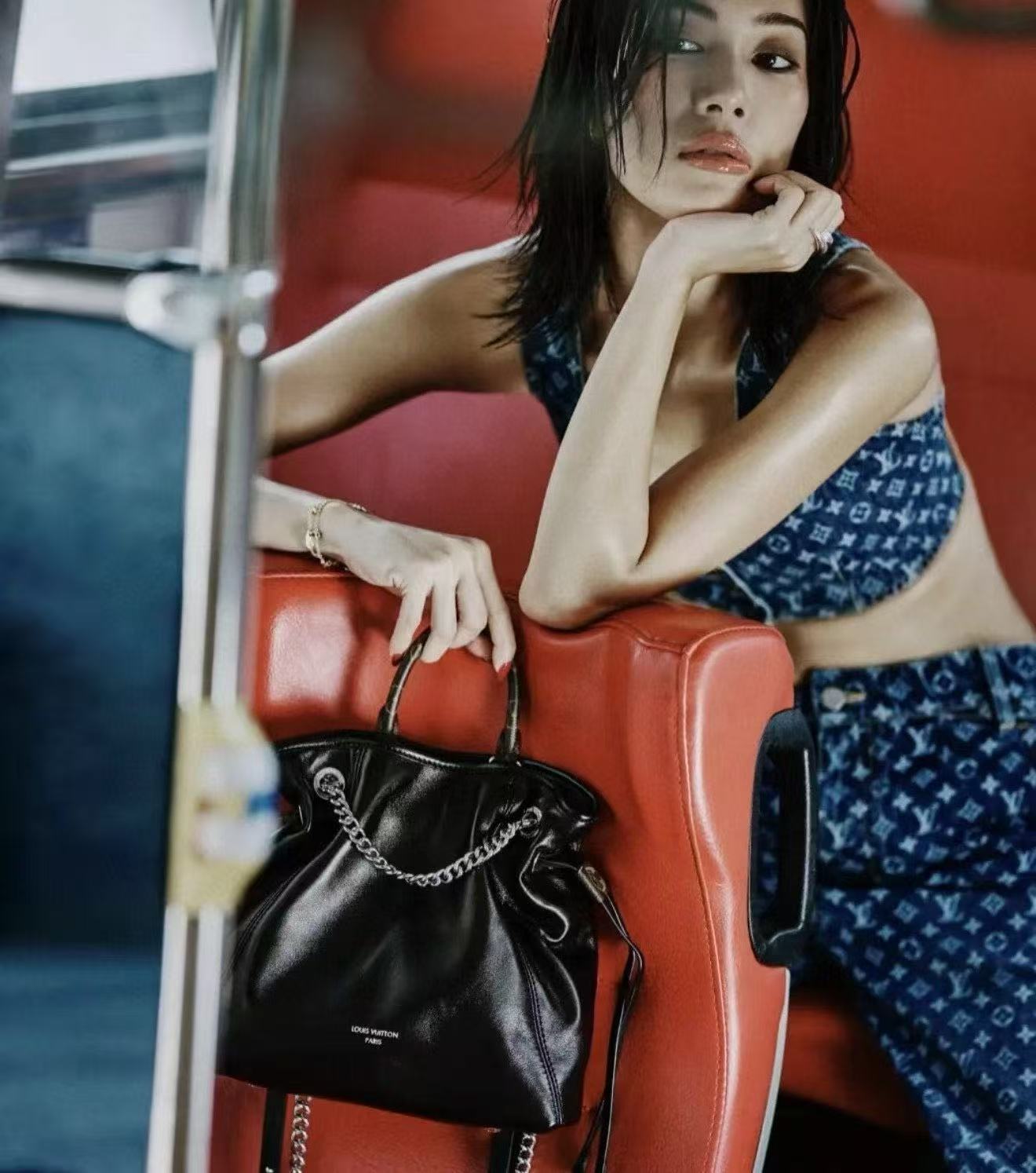 Darth Vader shoulder bag