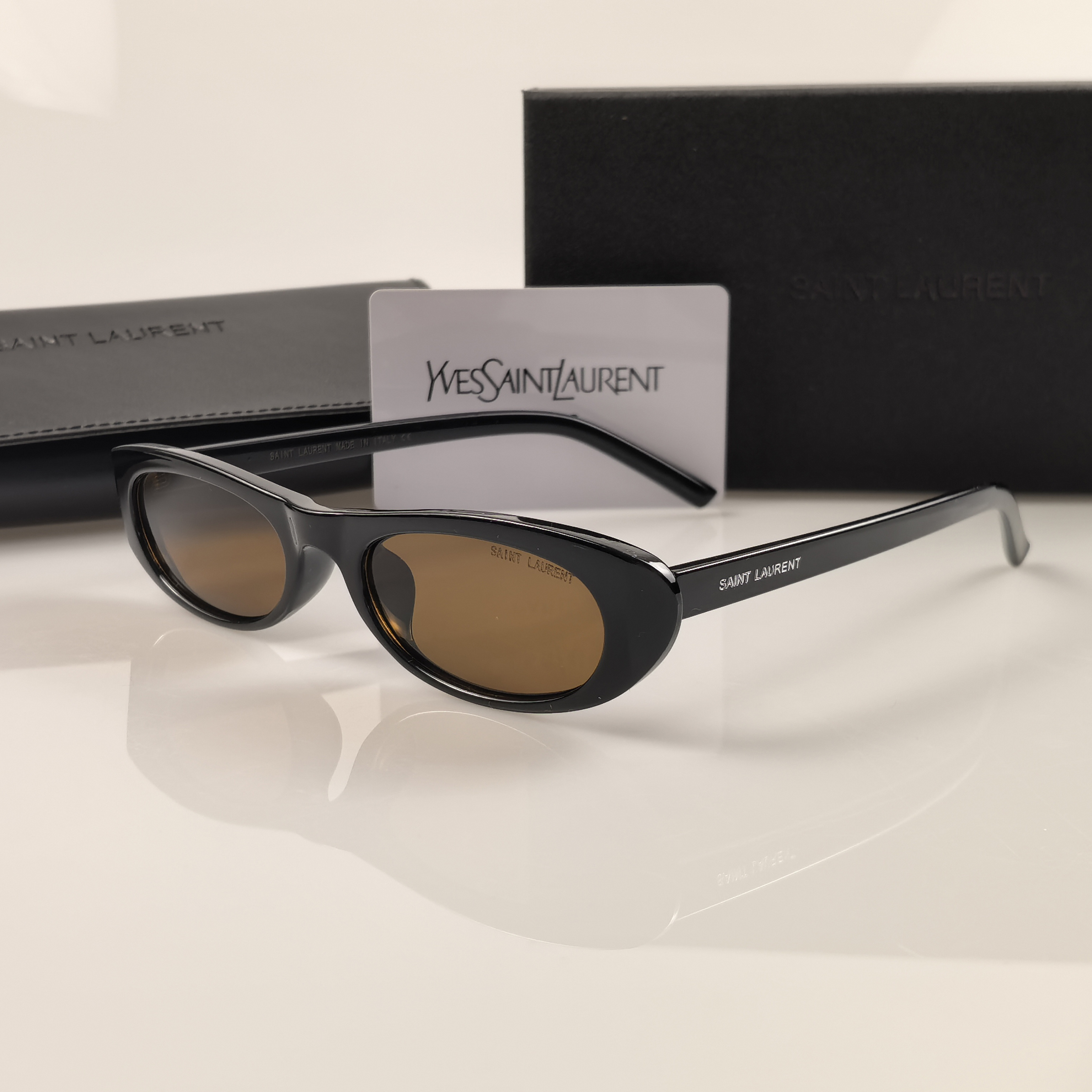 Fashionable sunglasses for women, versatile sunshade and UV resistant glasses