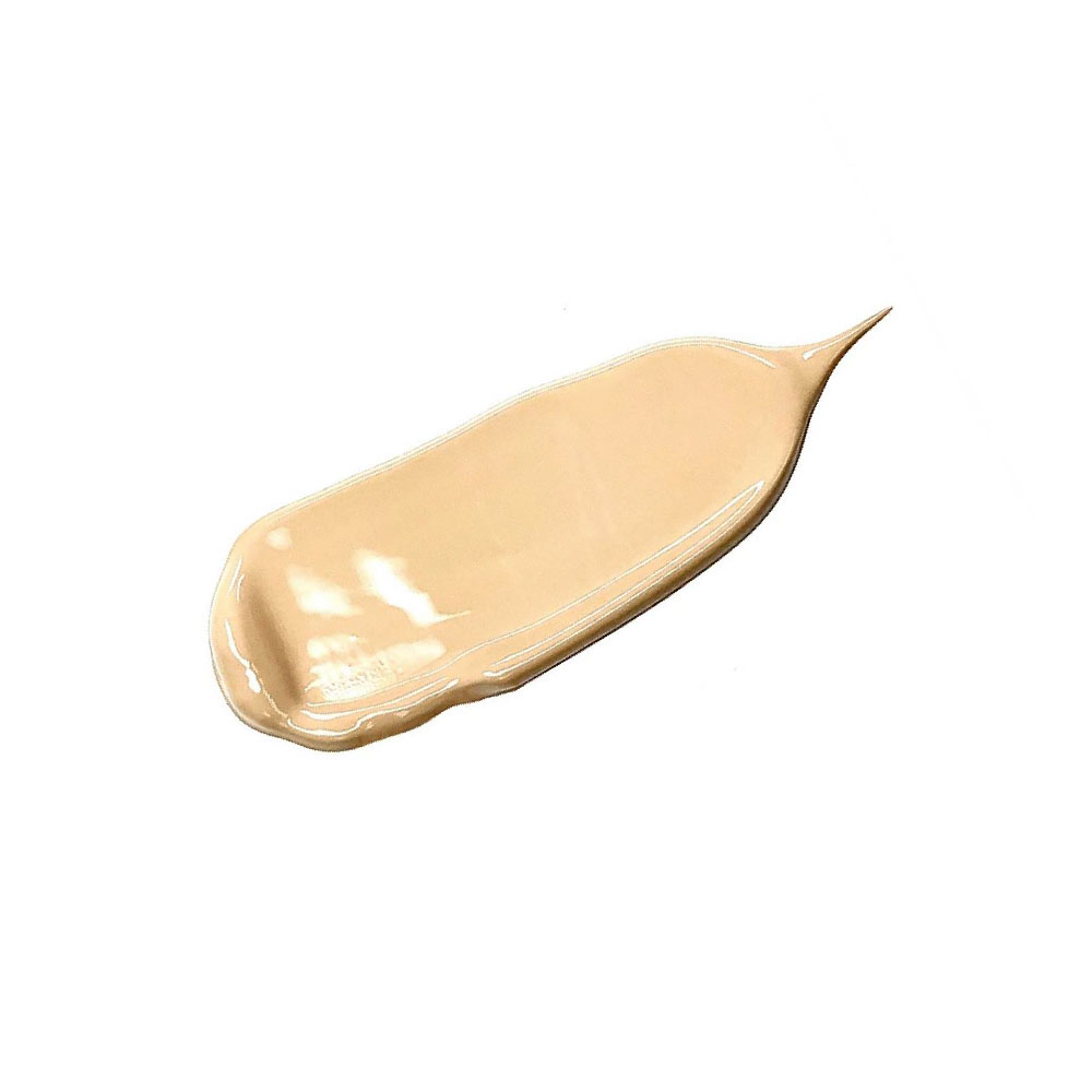 Clear, moisturizing and isolating liquid foundation TF