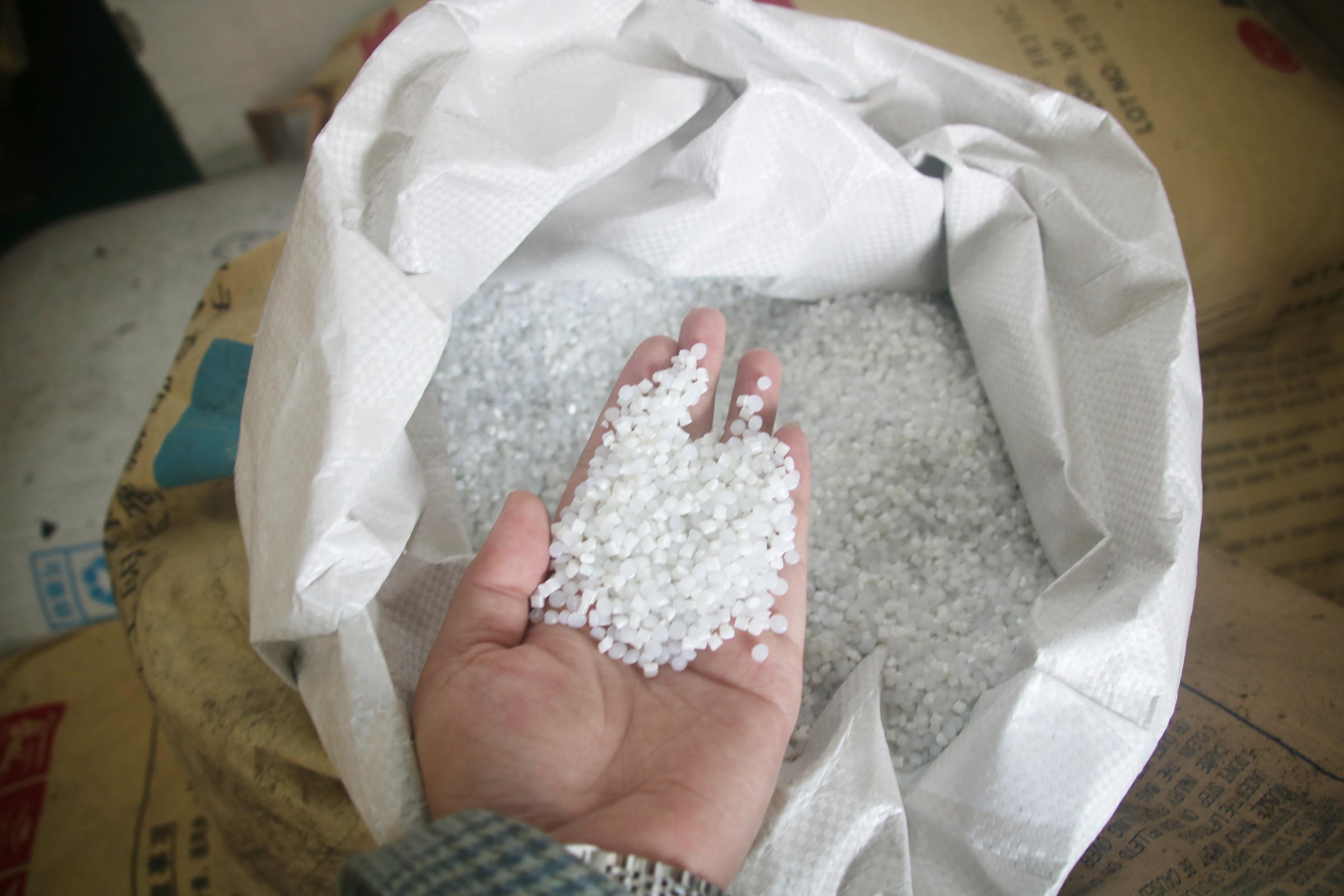 The Art and Science of Vacuum Forming Plastic: A Comprehensive Guide