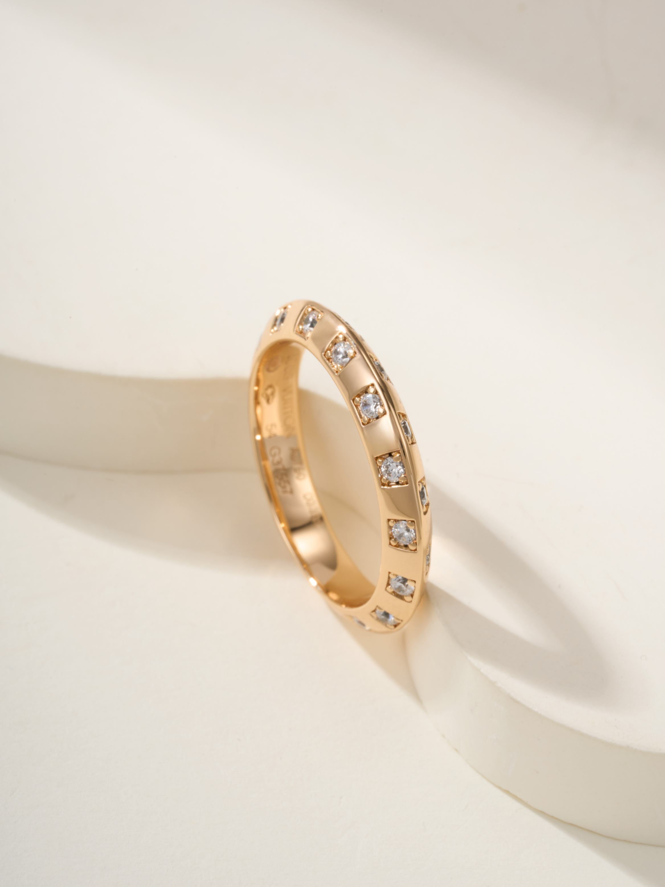 LV Damier pattern classic checkered square diamond ring