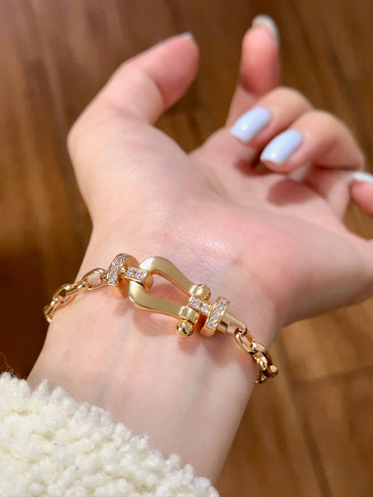 10 degree diamond horseshoe bracelet (large size)