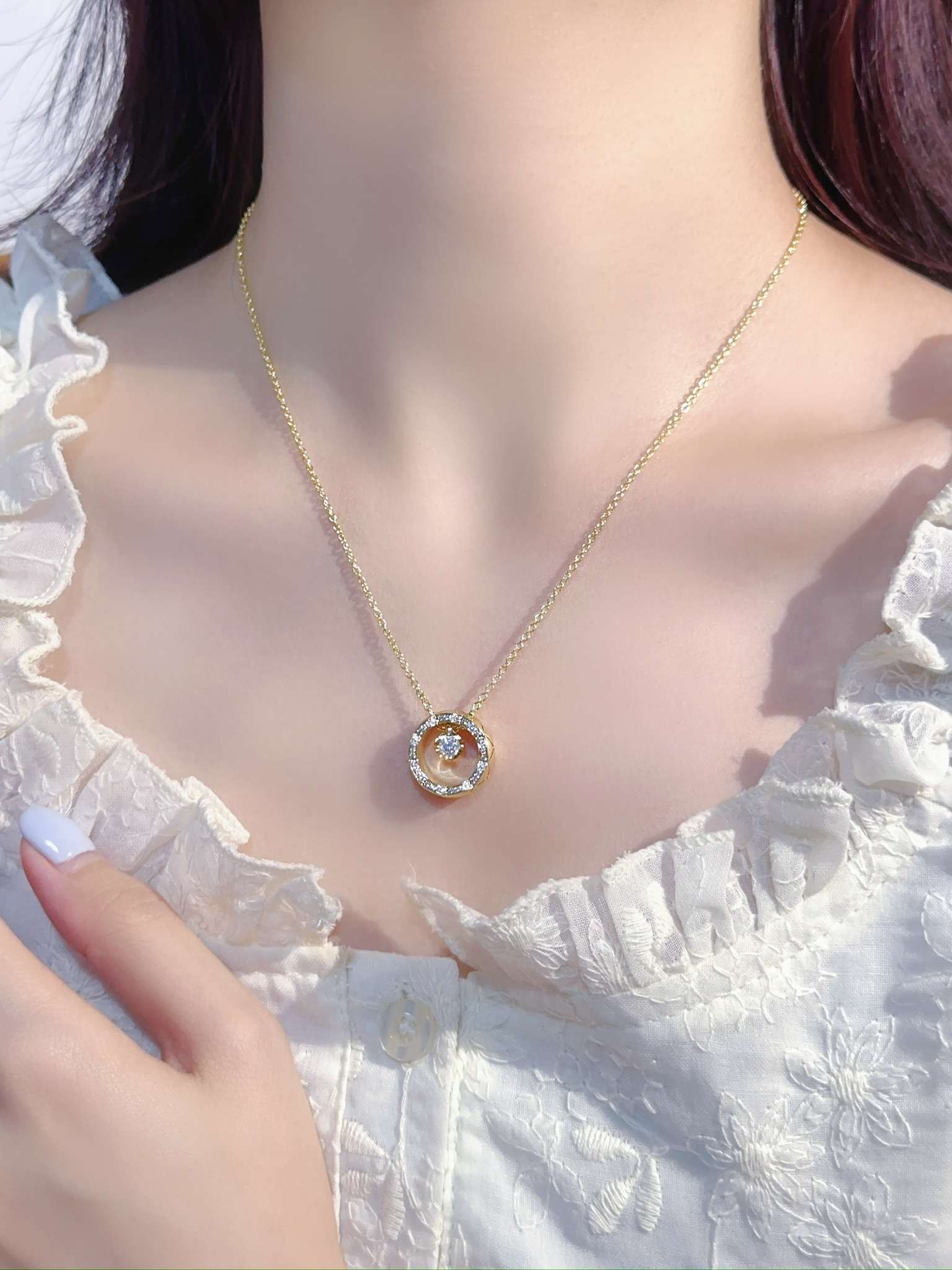 Coco diamond patterned full moon diamond necklace (CNC handmade diamond inlay)