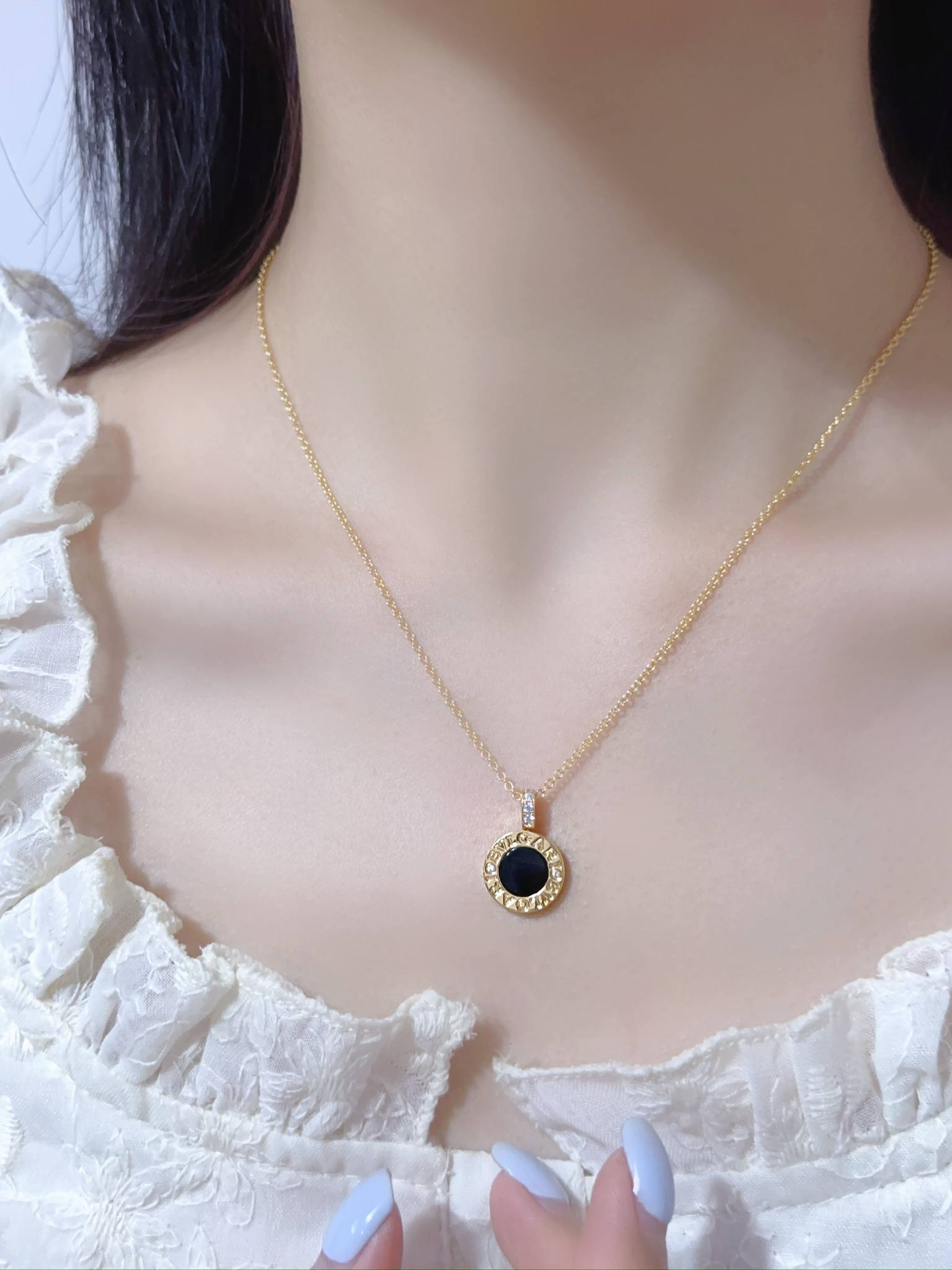 BV double-sided necklace