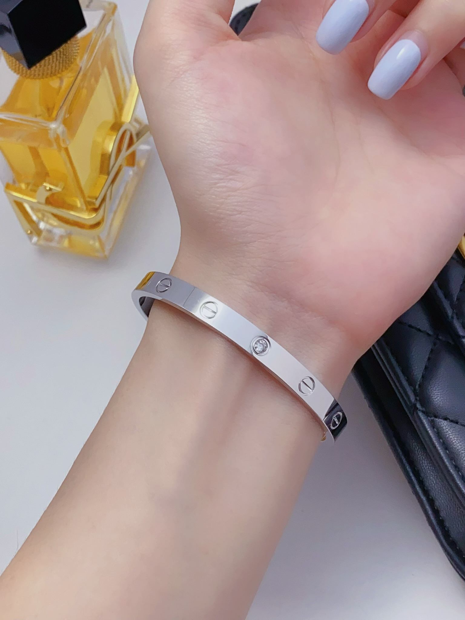 Love Wide Open Single Diamond Bracelet