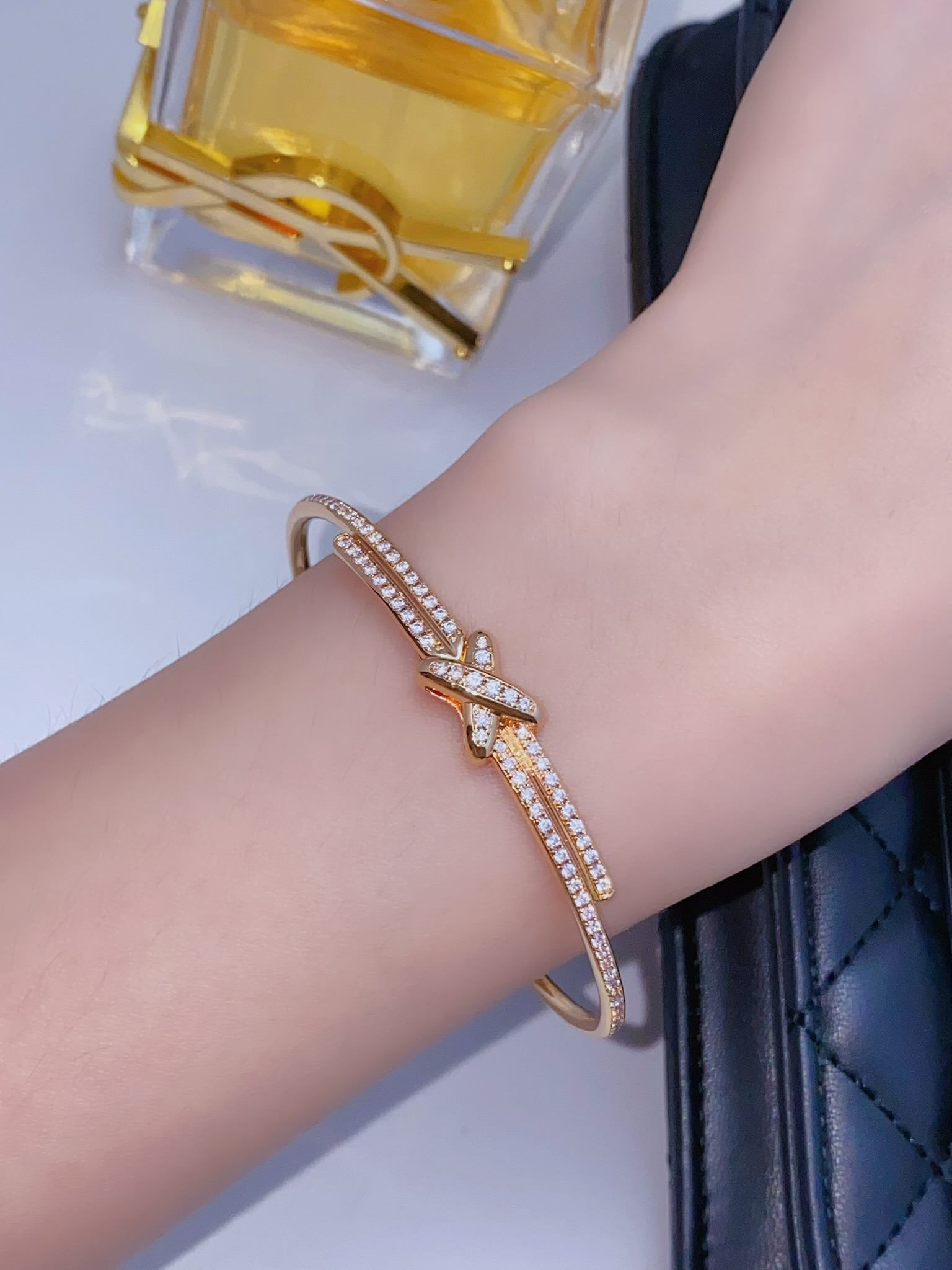 Chaumet Full Diamond Cross Bracelet Size 17