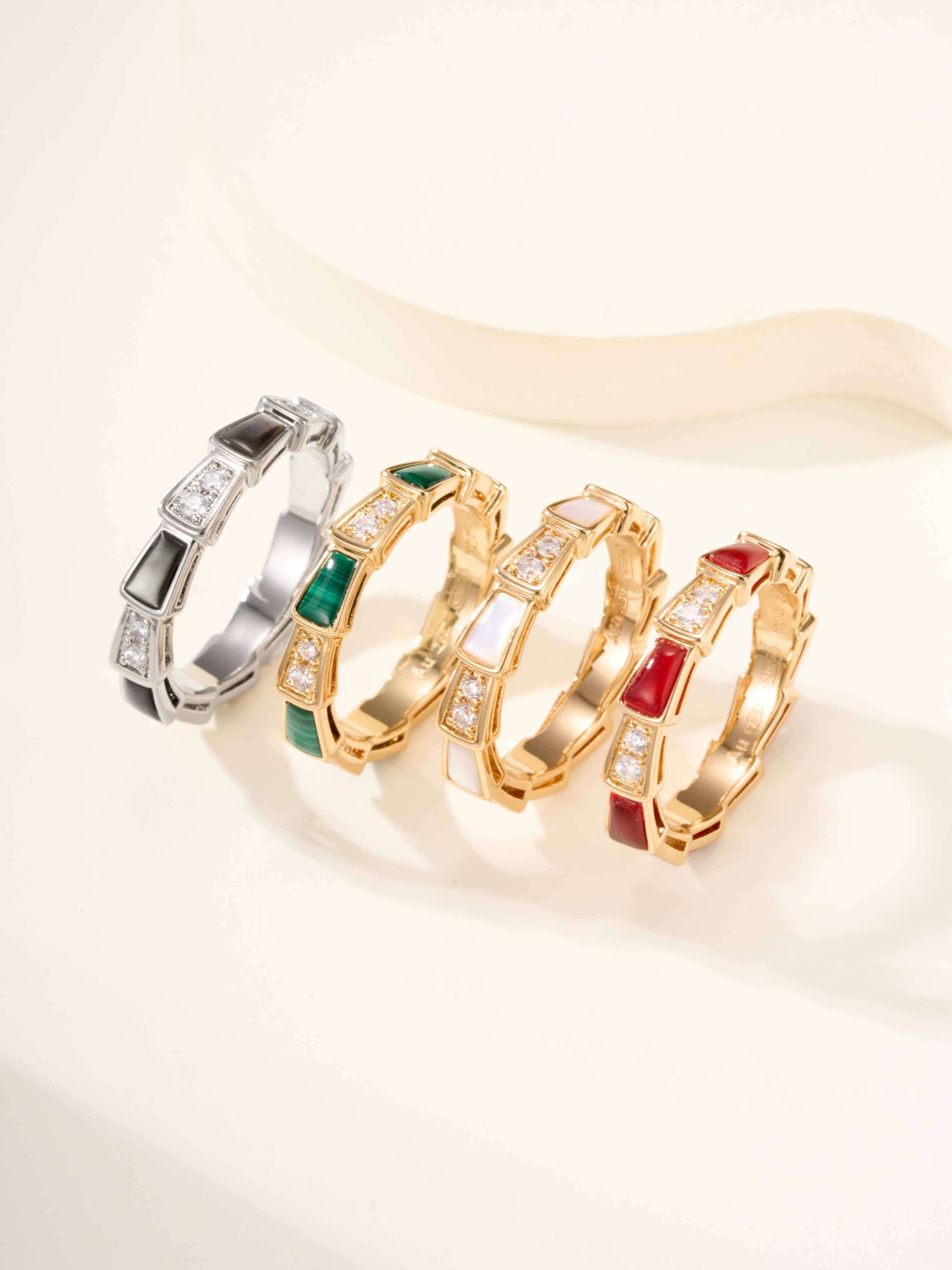 Brand new narrow snake ring (Fritillaria)