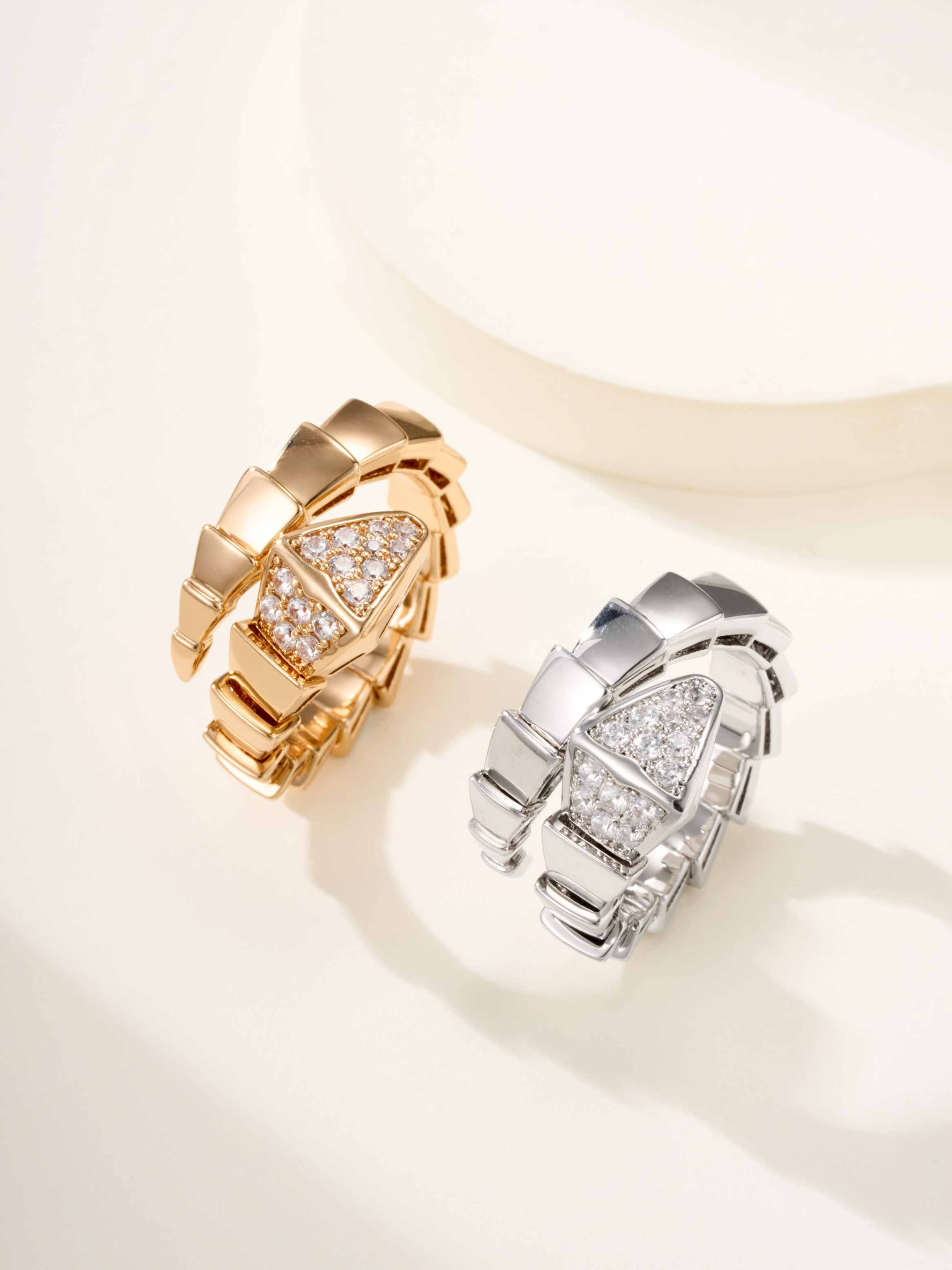 Serpenti Snake Head Drill Wide Snake Ring