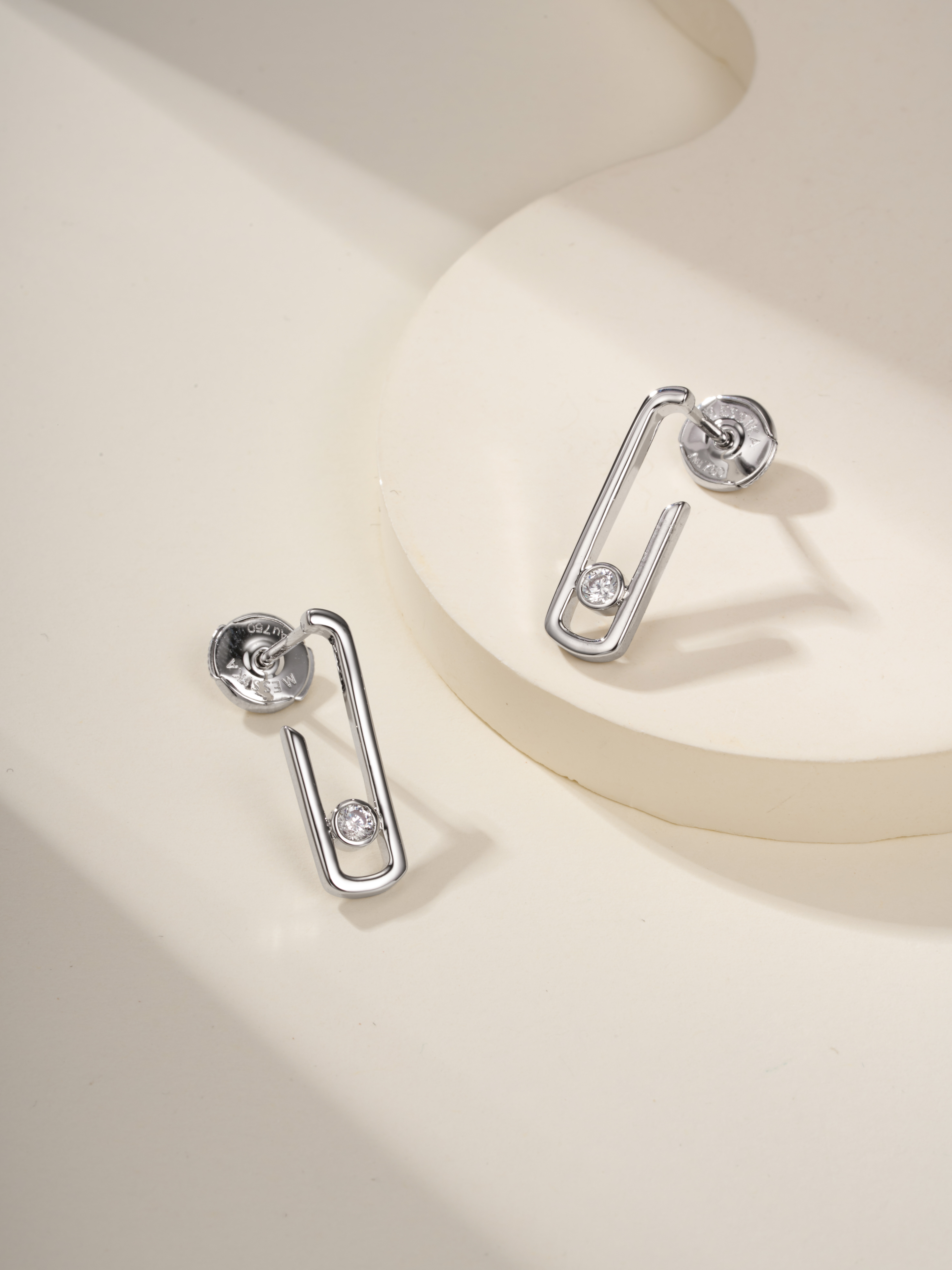 Meisika single diamond earrings