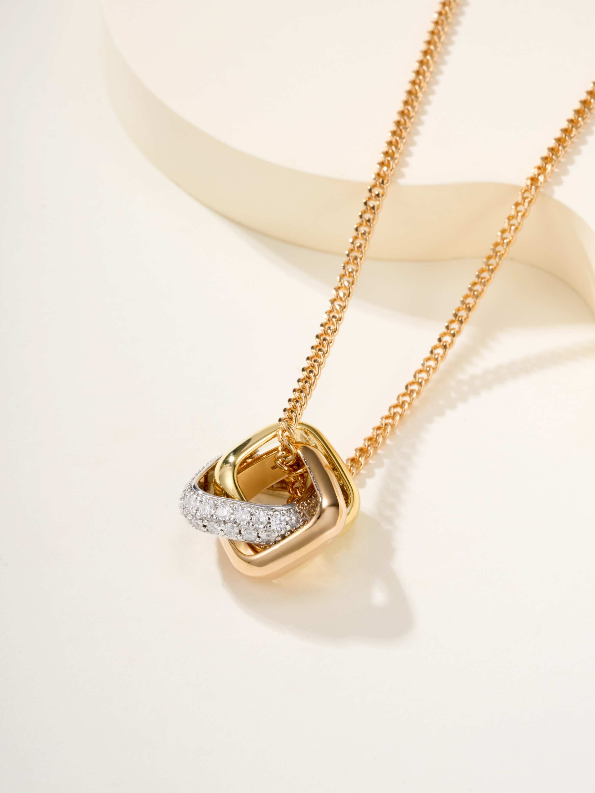 Trinity Pillow shaped 3-color Ring Diamond Set Necklace