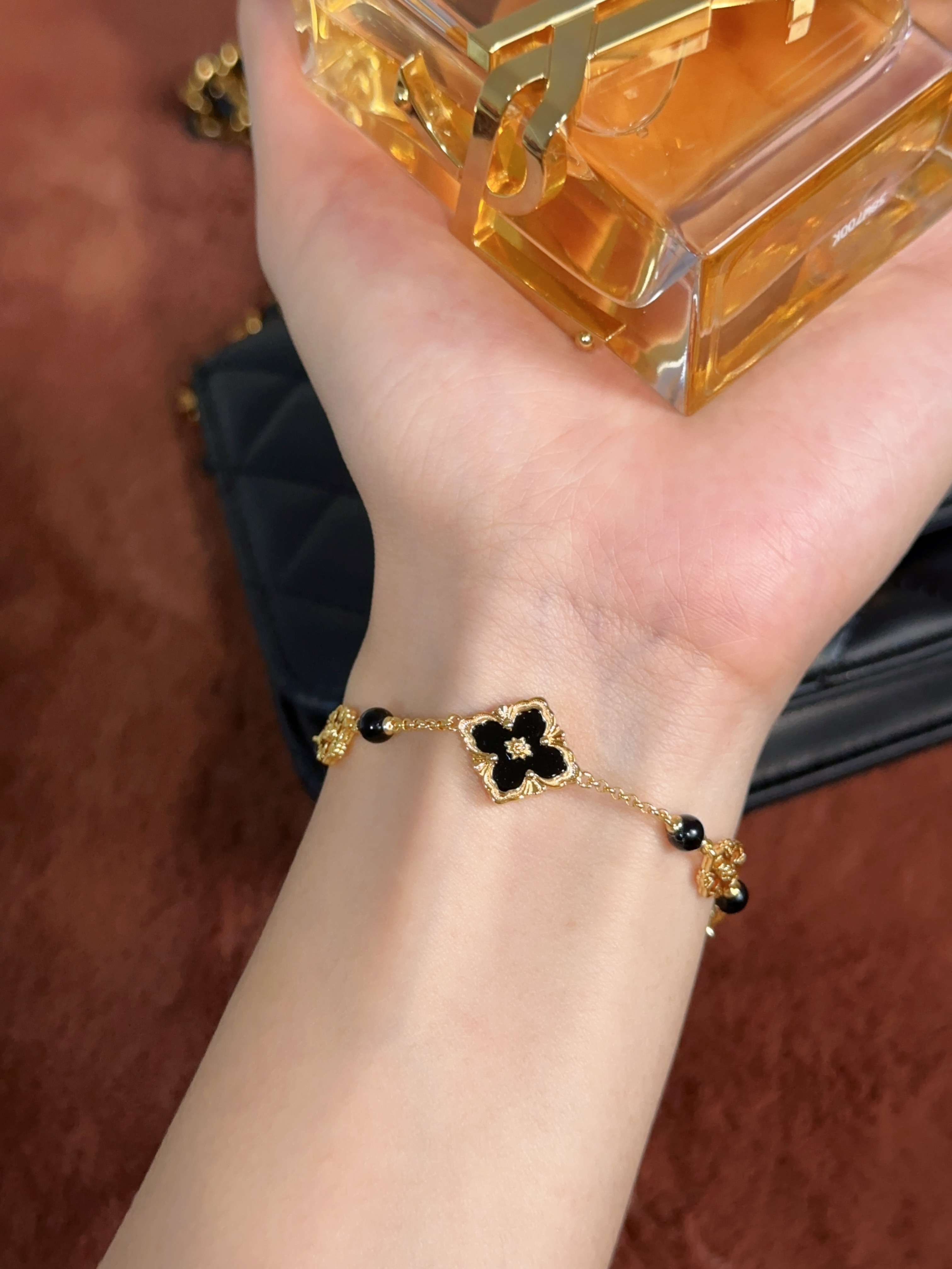 BU Opera Series Three Flower Black Agate Bracelet (Small)