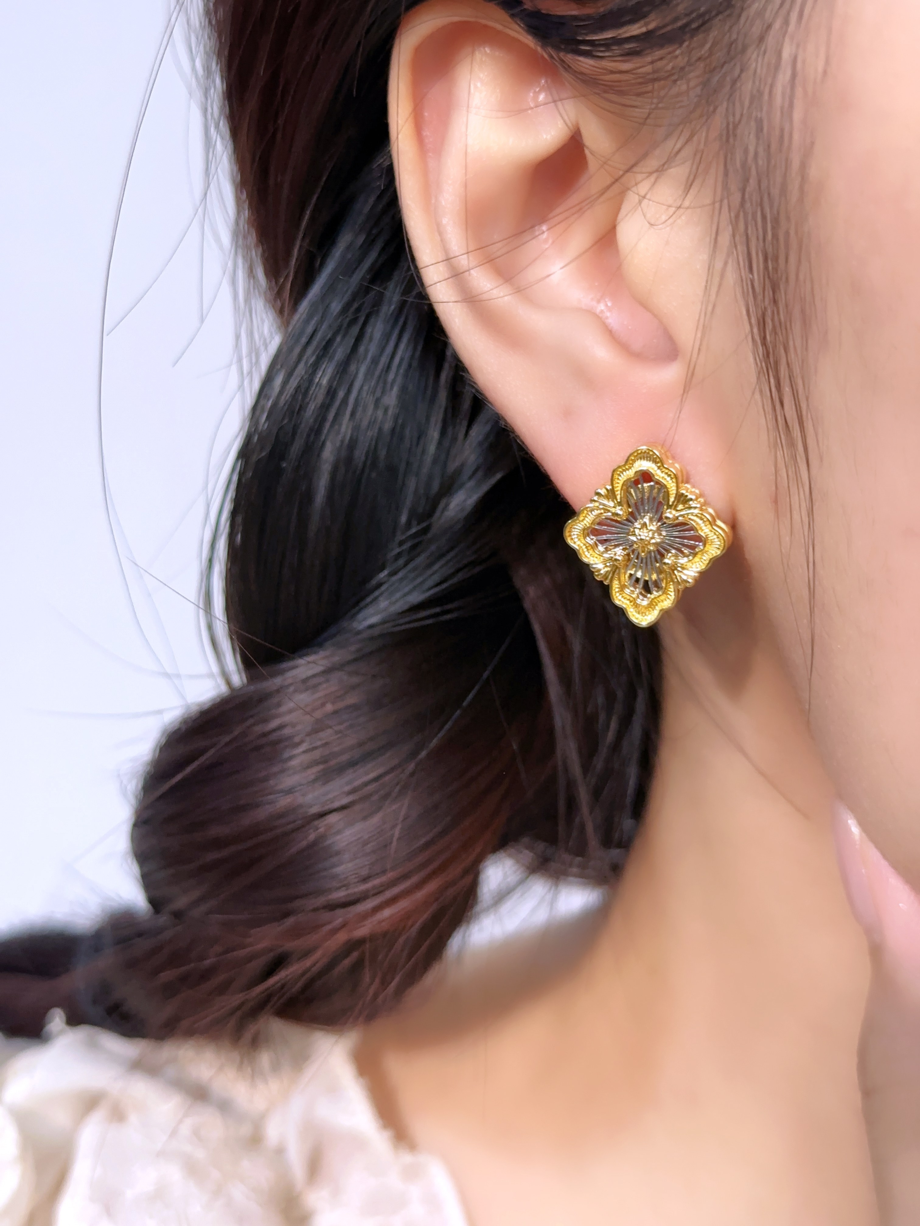 BU Buchirati Opera Series Hollow Gold White Earrings