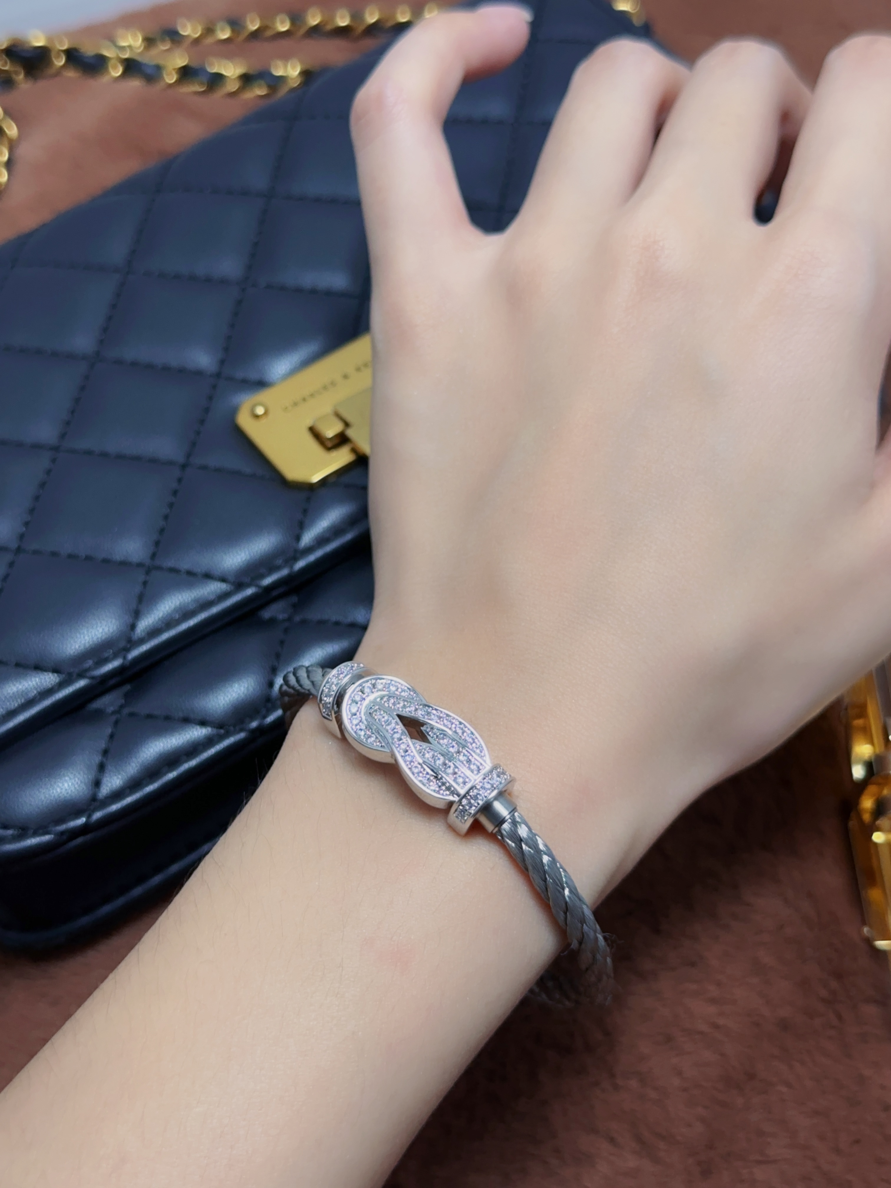 8-degree full diamond twisted flower buckle bracelet (large size)