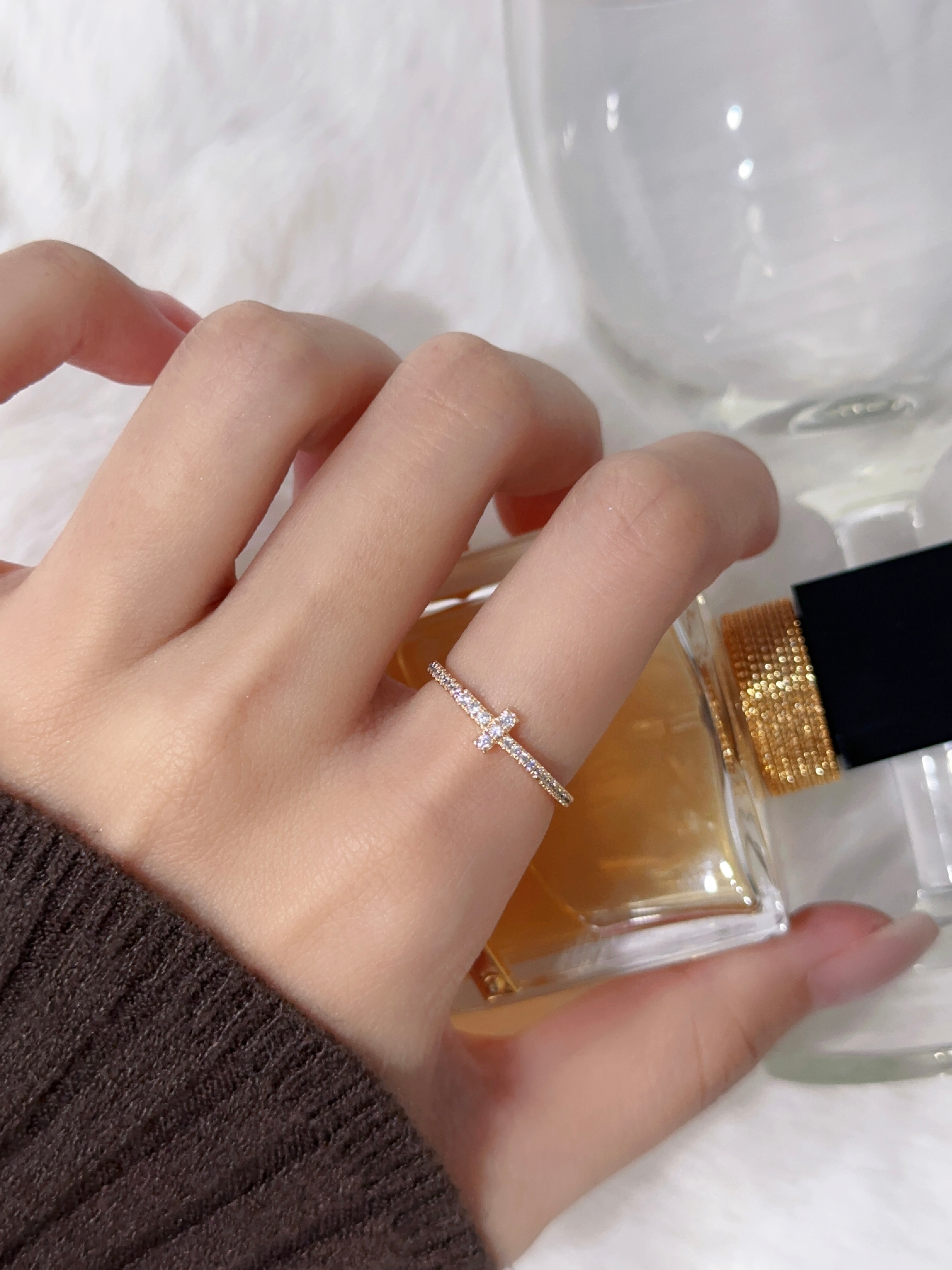 T-Circle Full Diamond Colored Silver Ring