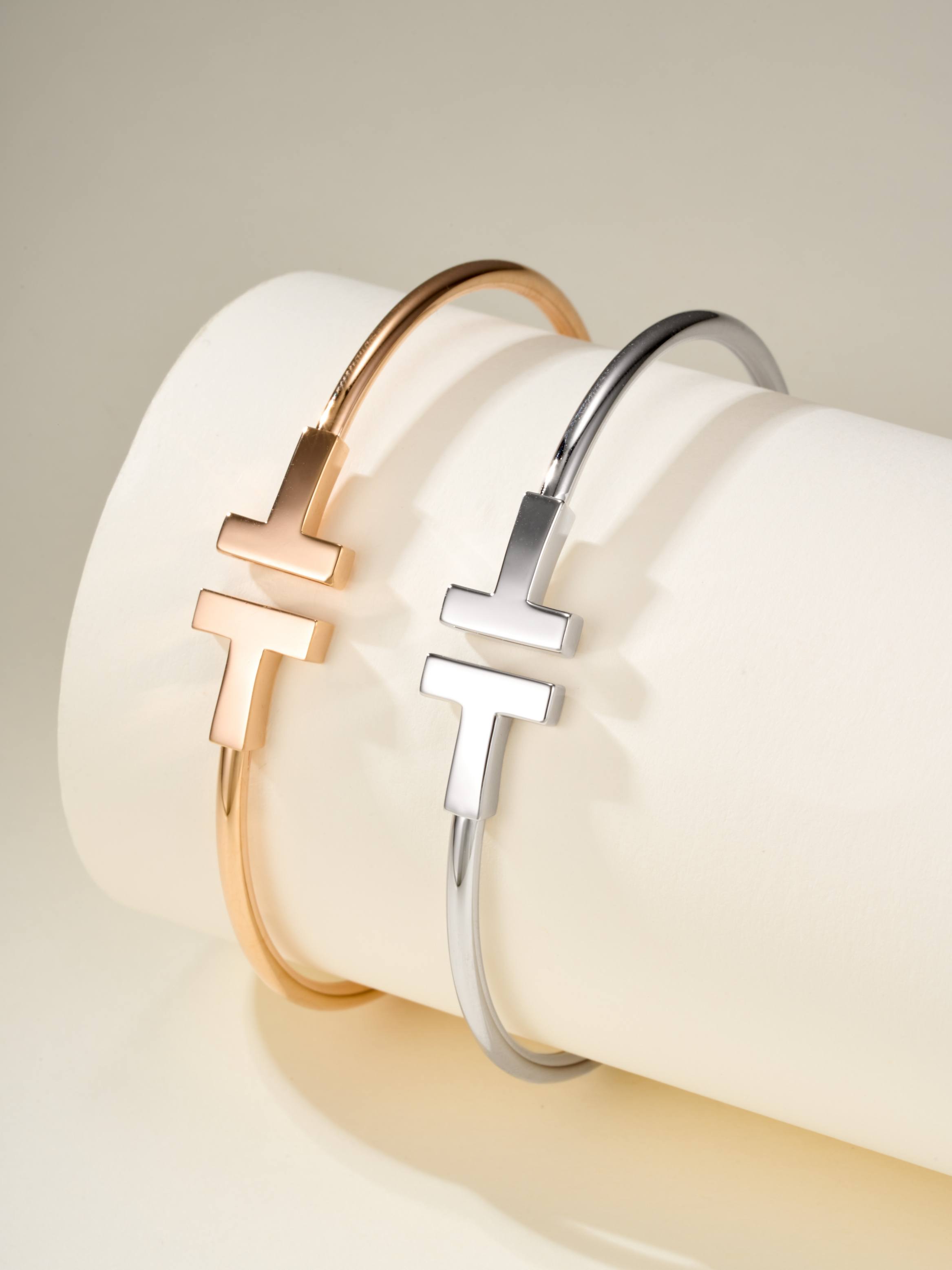 Double T Classic Diamond free Bracelet