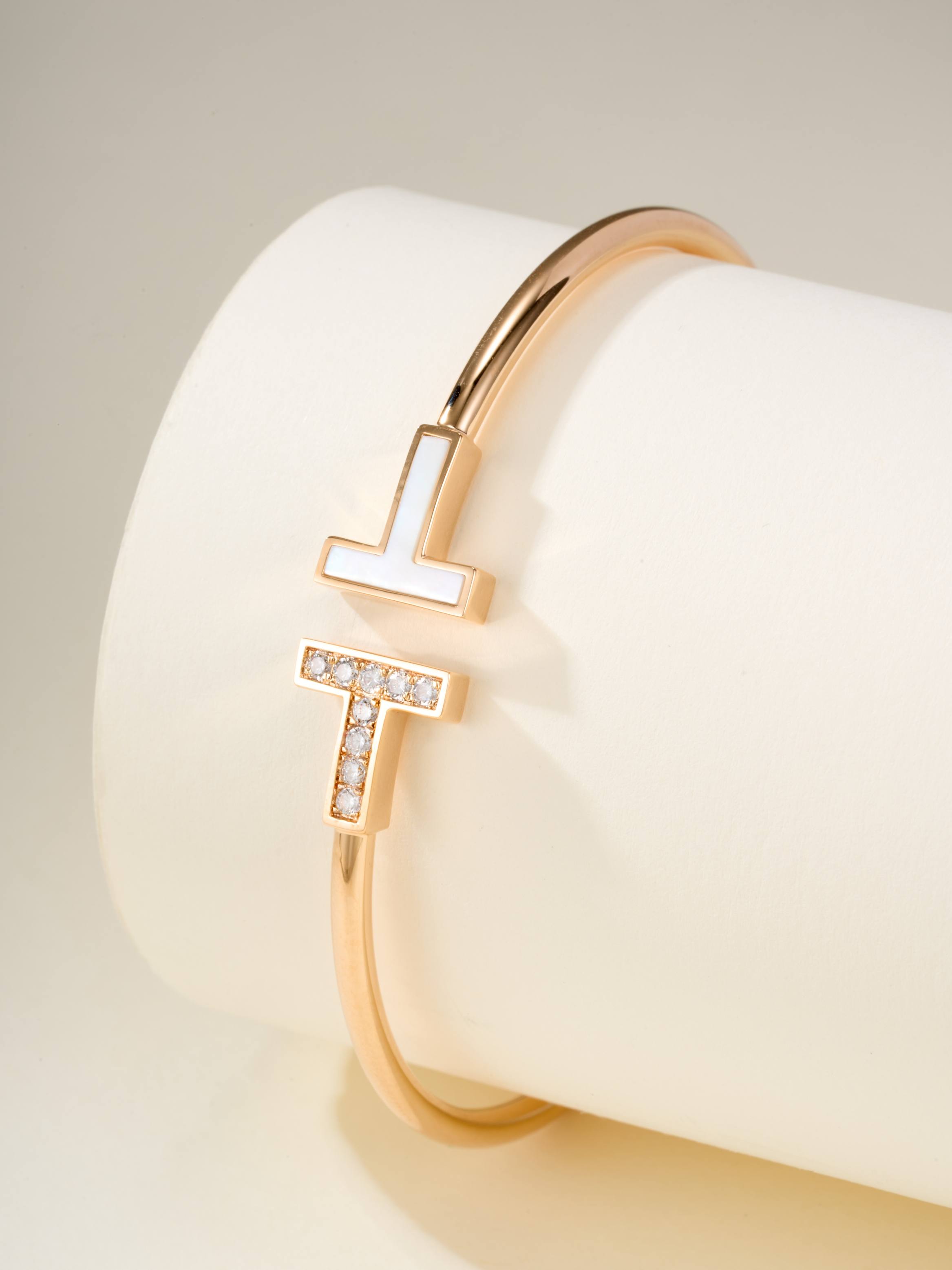 Double T Half Diamond White Shell Bracelet