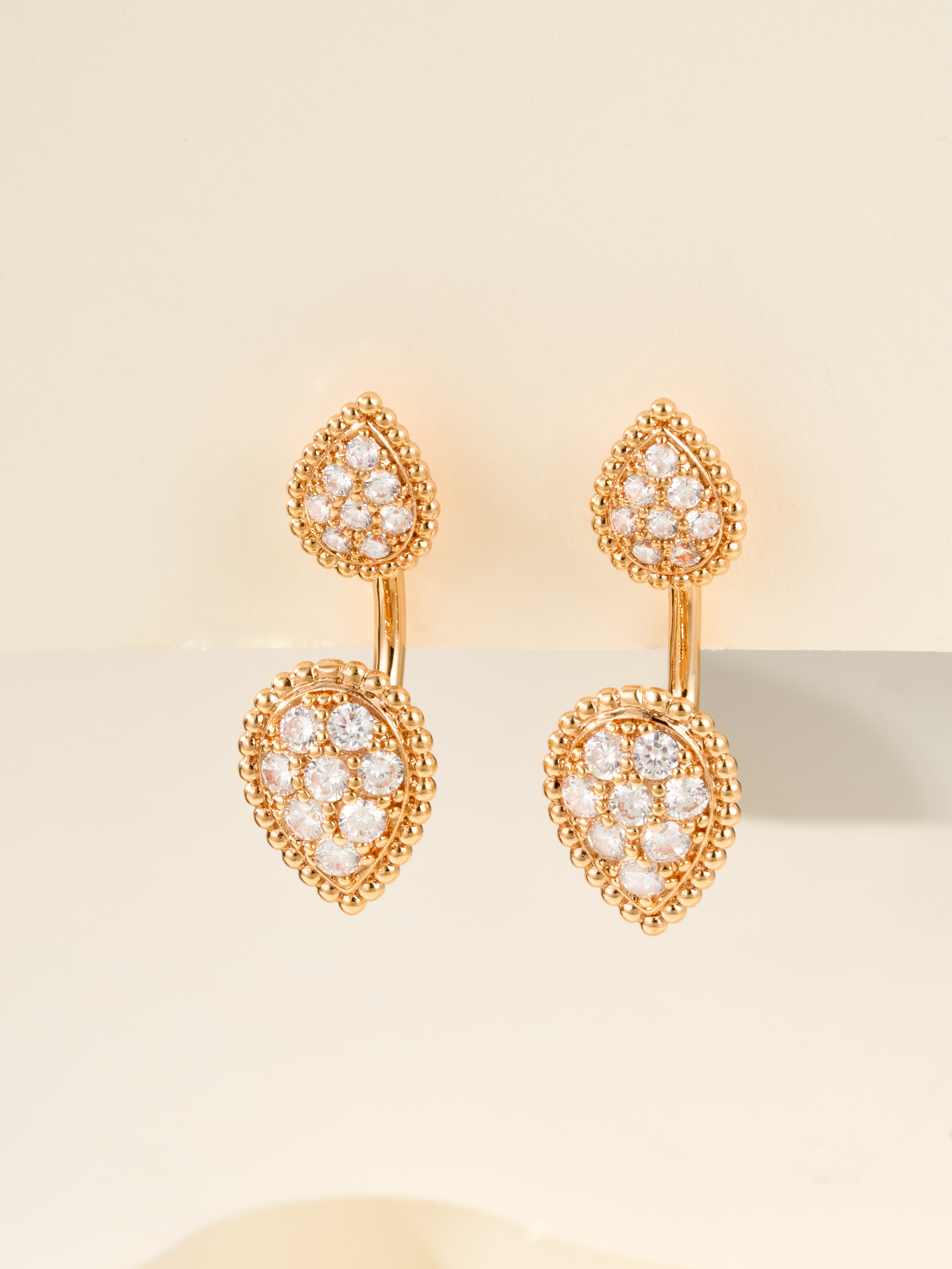 BOUCHERON Bohemian Double Water Drop Full Diamond Earstuds