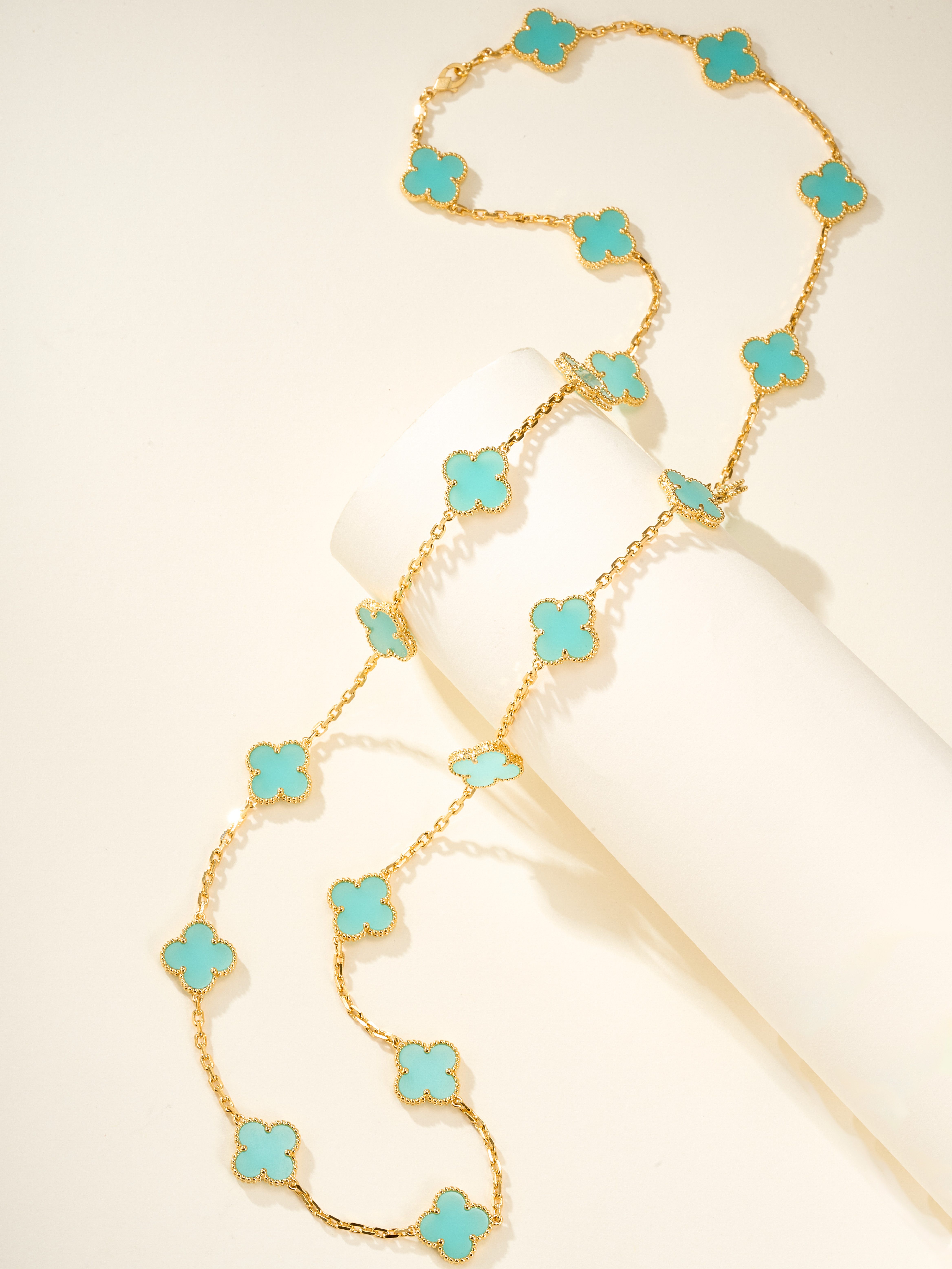 20 Flower Clover Tianhe Stone Necklace