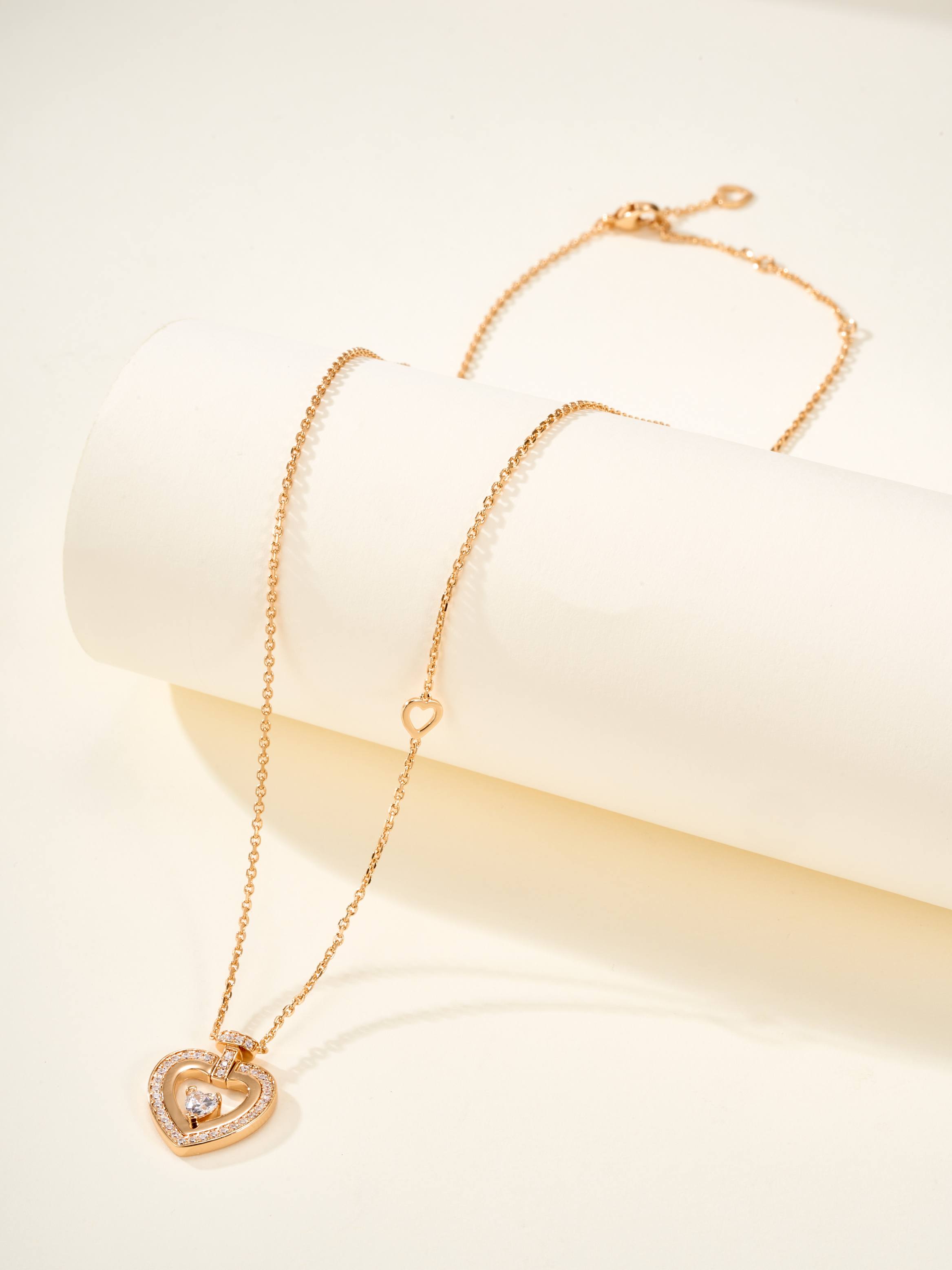 FRED Pretty Woman Heart Corresponding Pink Blue Treasure Necklace