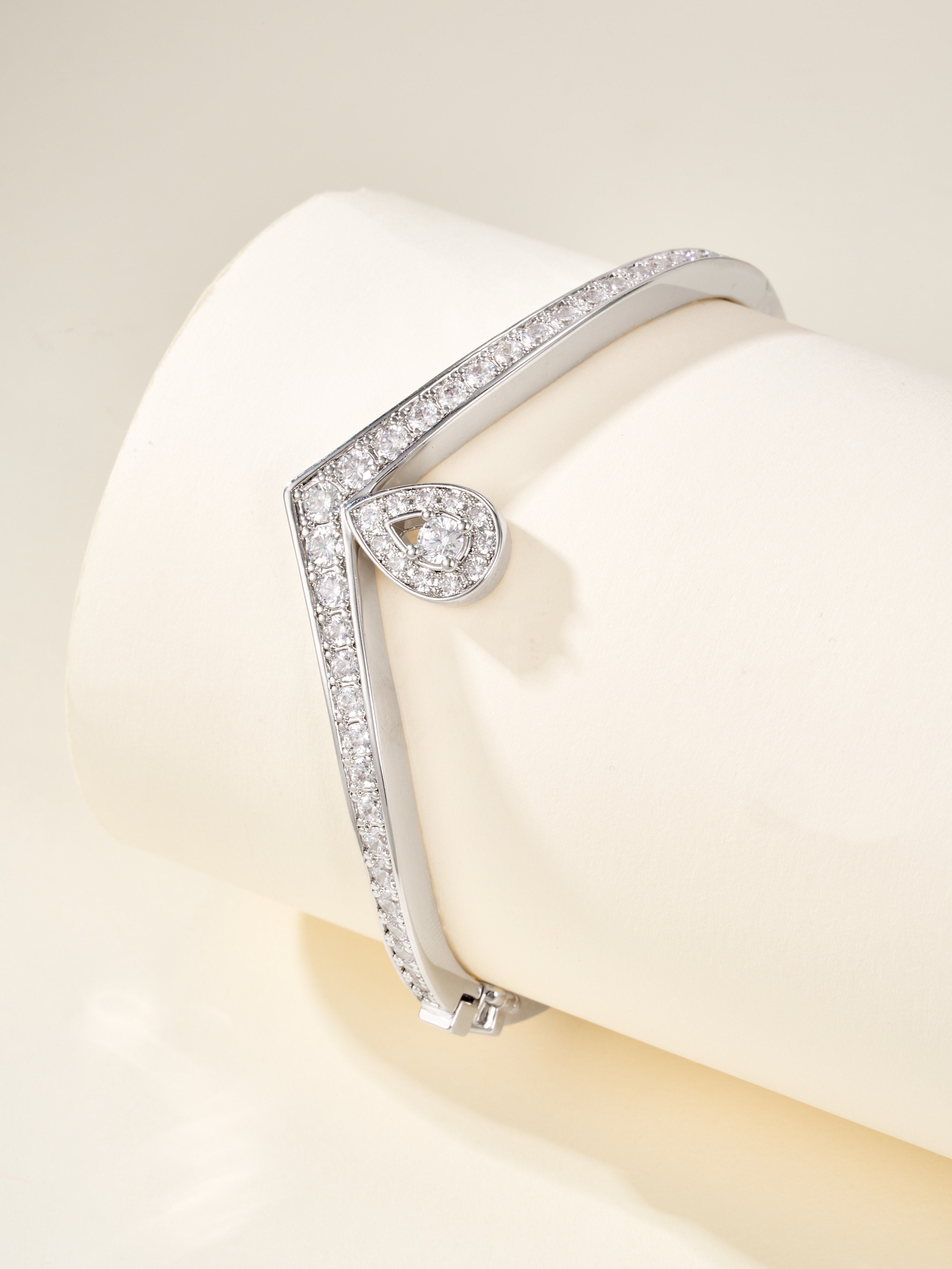Chaumet Water Drop Full Diamond Bracelet