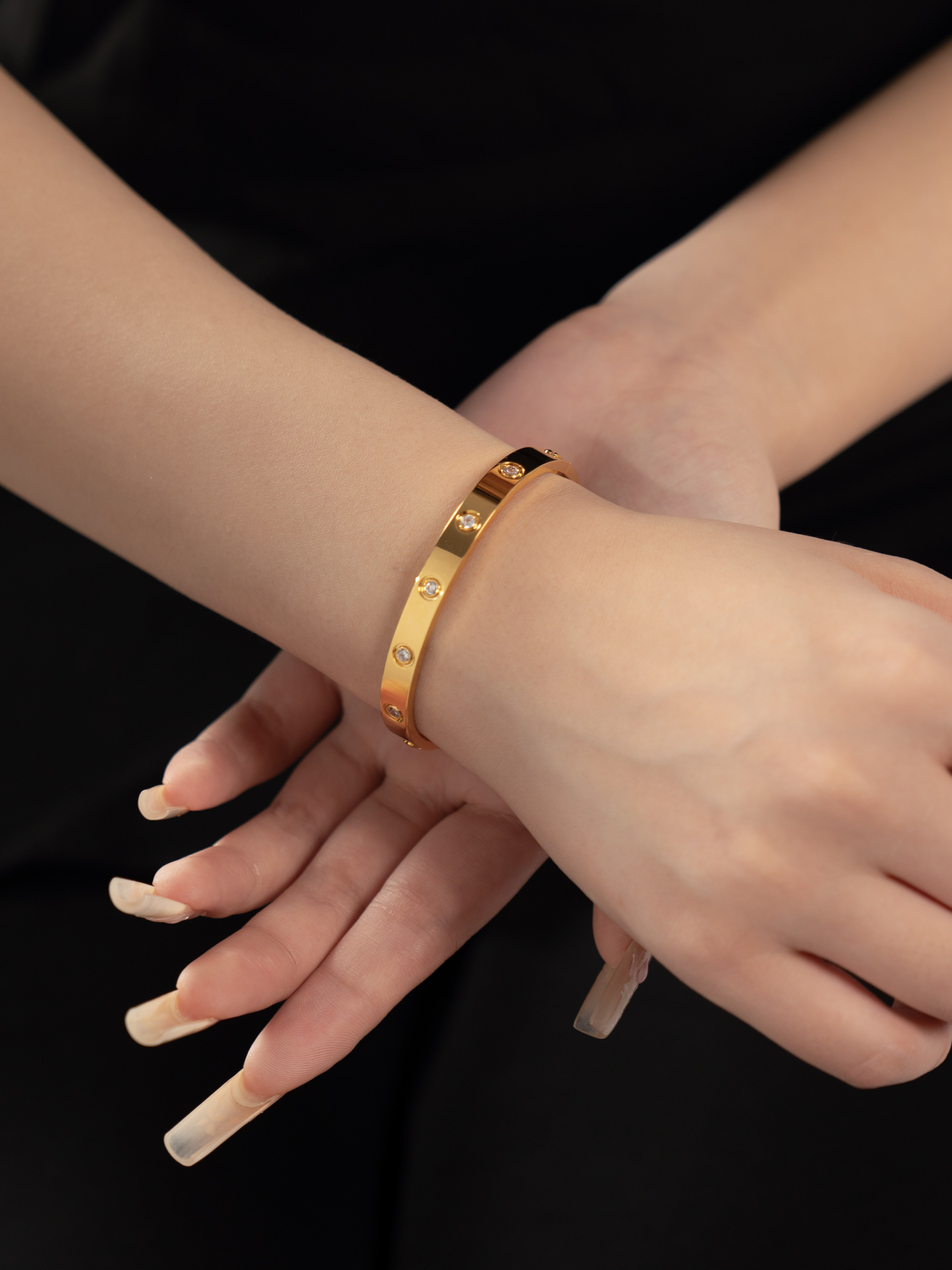 Classic LOVE Series Wide Ten Diamond Bracelet