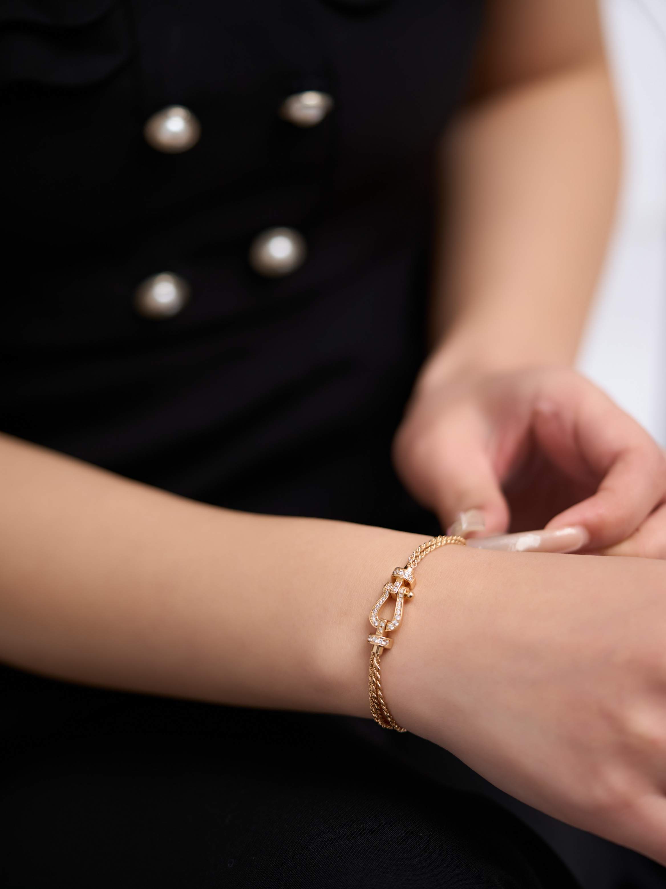 10 degree full diamond horseshoe buckle bracelet (small size)