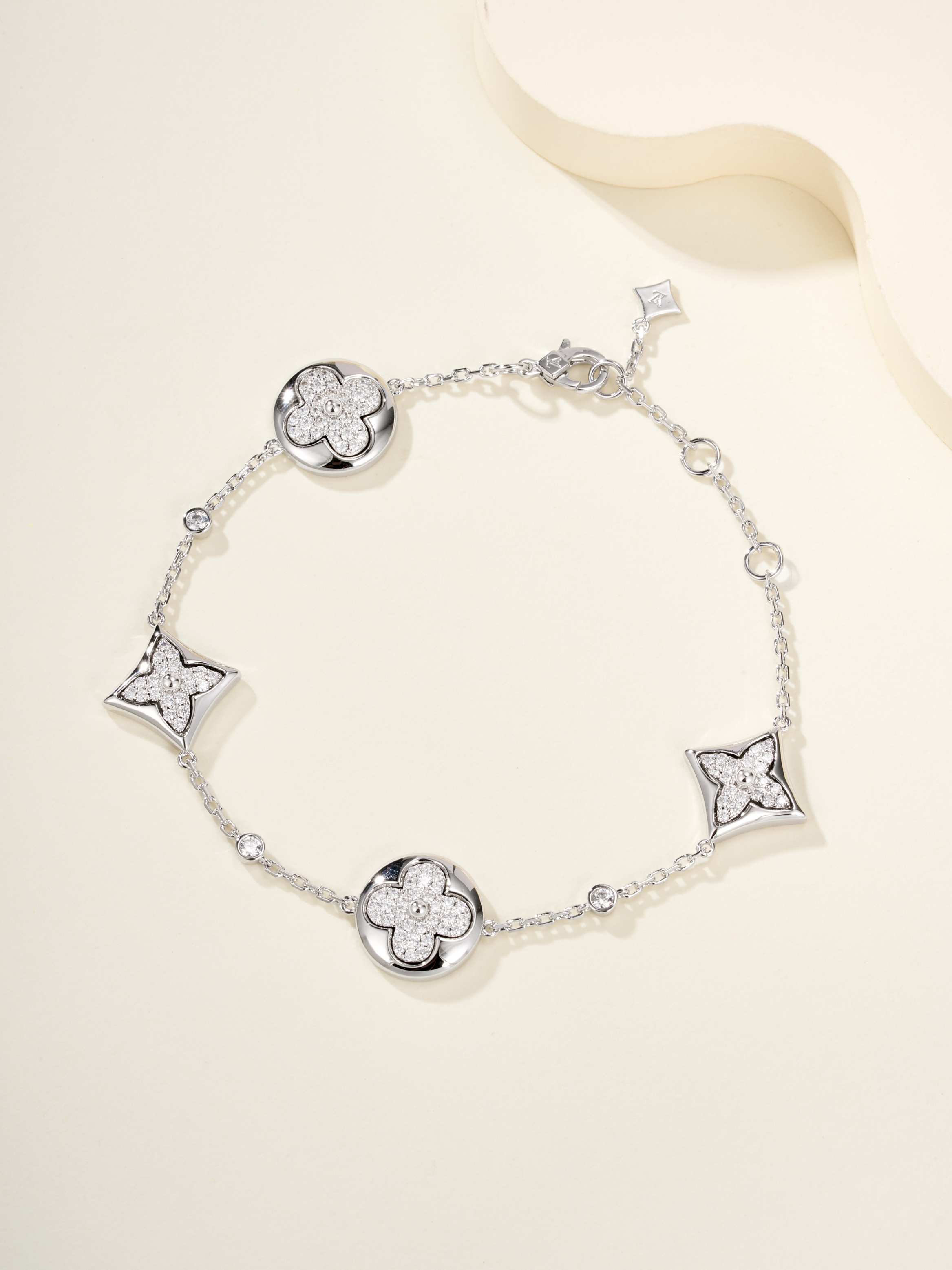 LV Classic Four Flower Full Diamond Rose Gold Bracelet